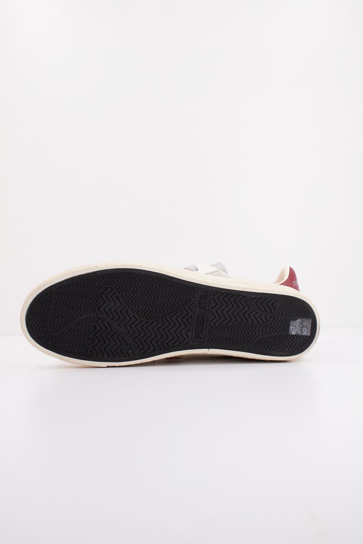 PREMIATA STEVEN en color BLANCO (5)