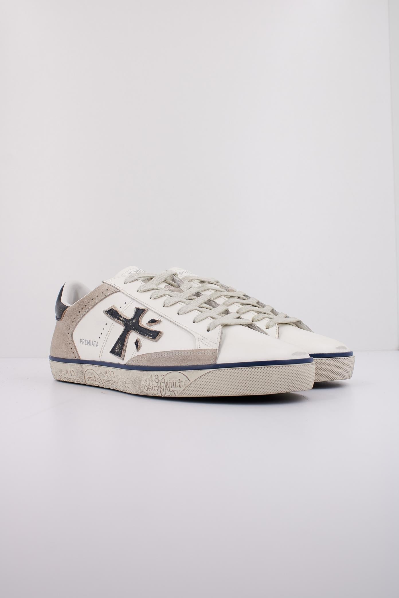 PREMIATA STEVEN en color BLANCO (2)