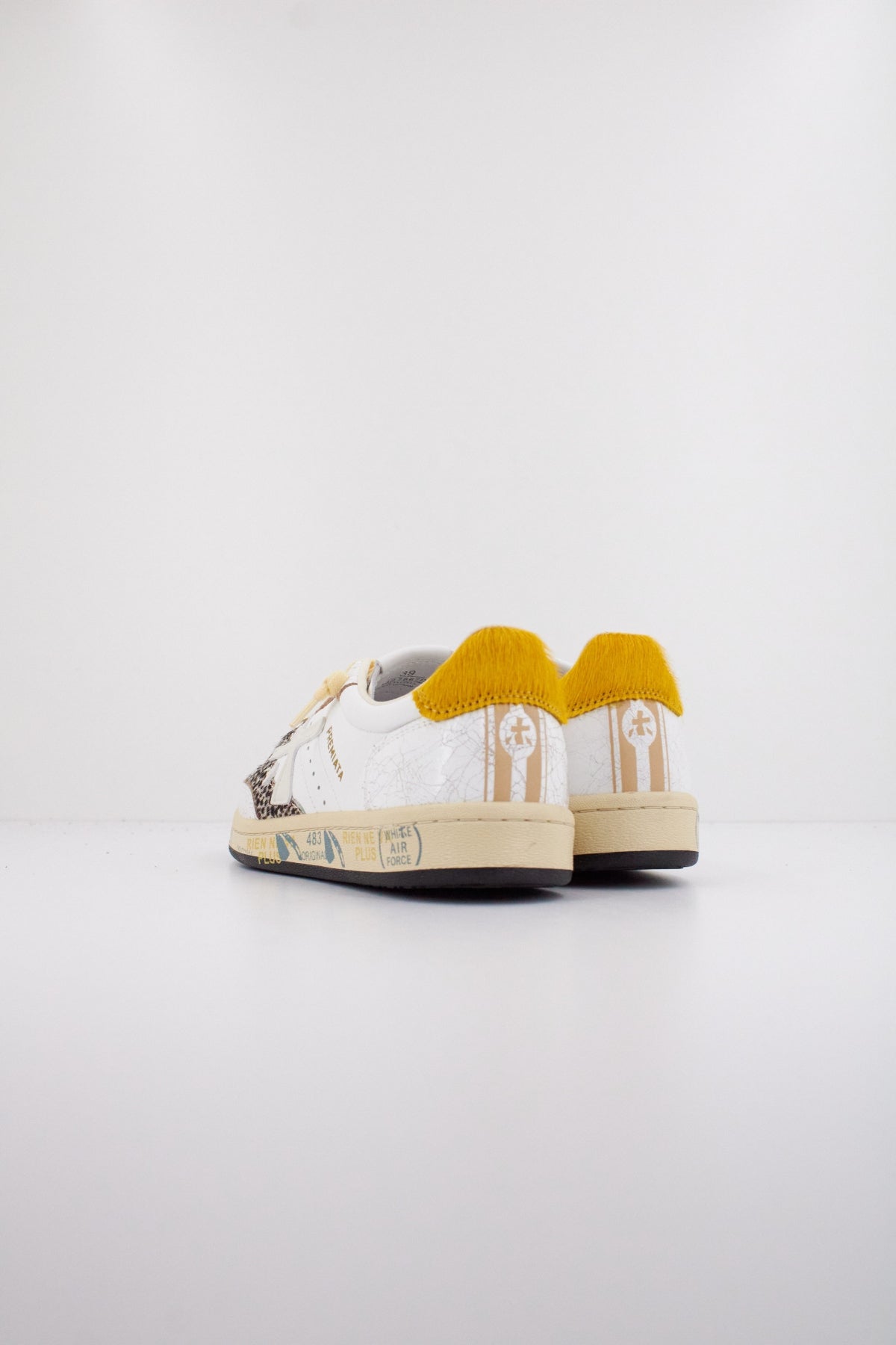 PREMIATA BSKTCLAD en color BLANCO (4)