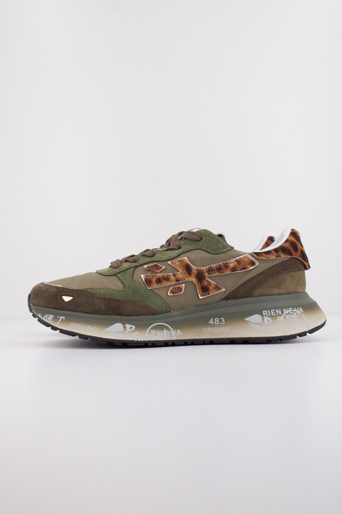 PREMIATA LAURYN en color VERDE (1)