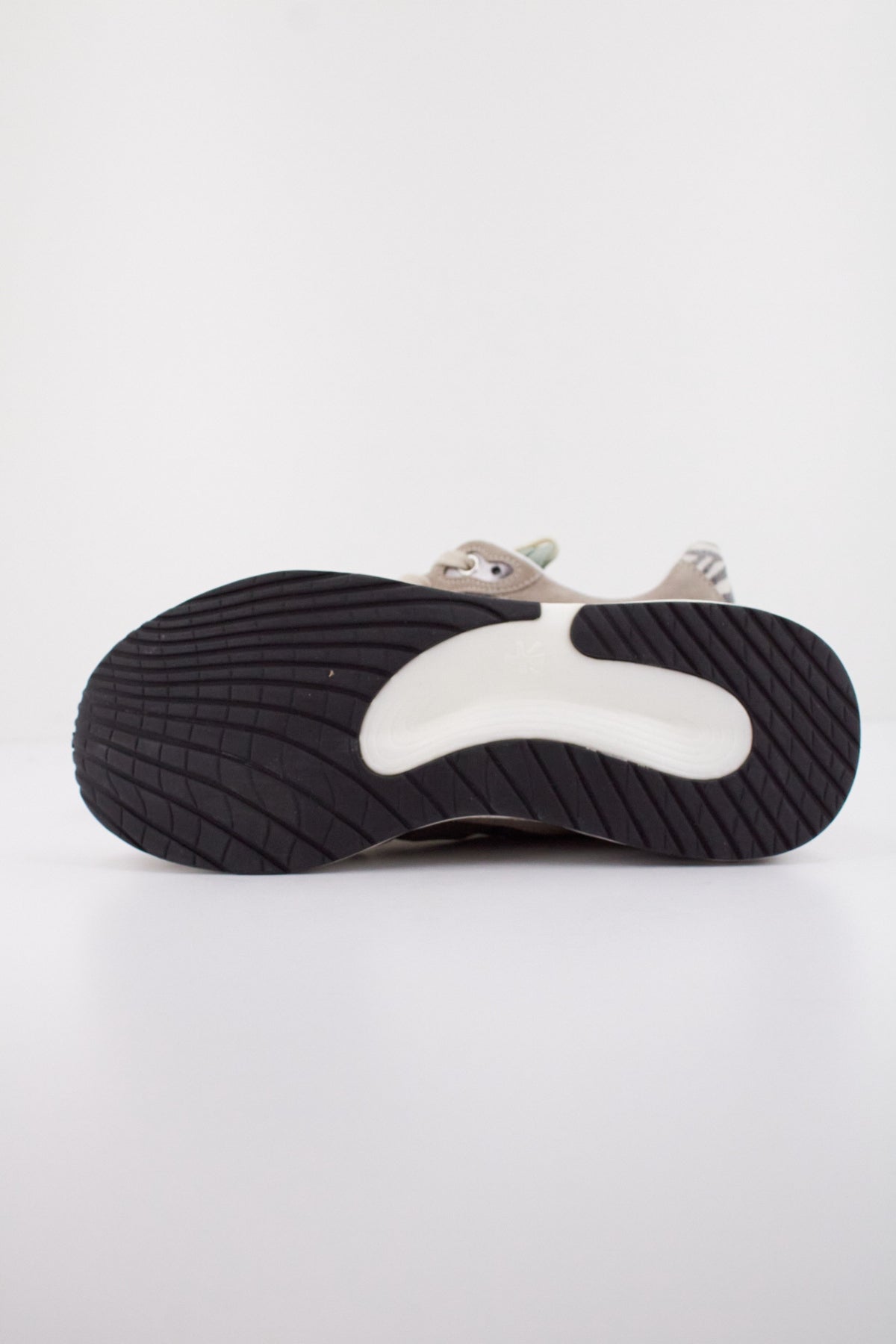 PREMIATA MOERUND en color MARRON  (5)