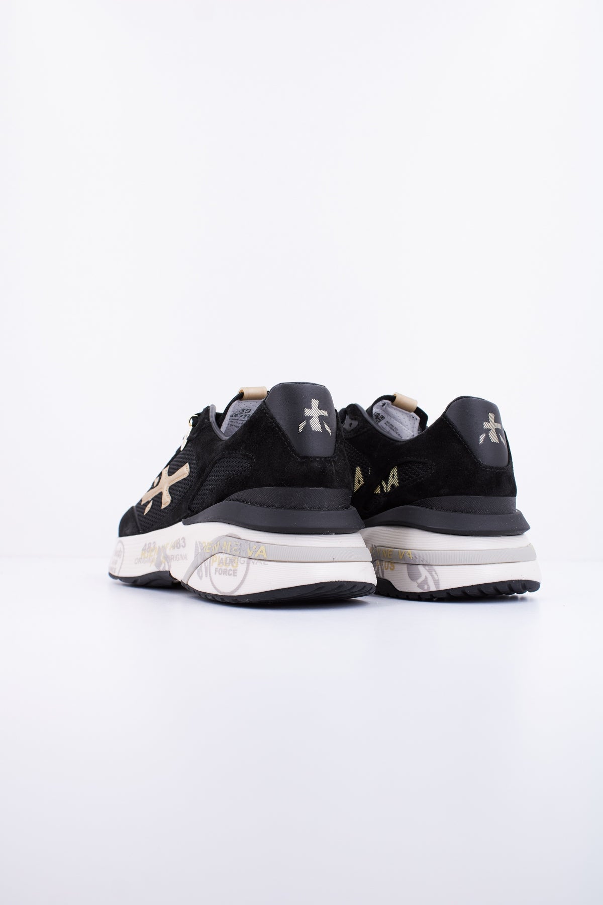 PREMIATA MOERUND en color NEGRO (4)