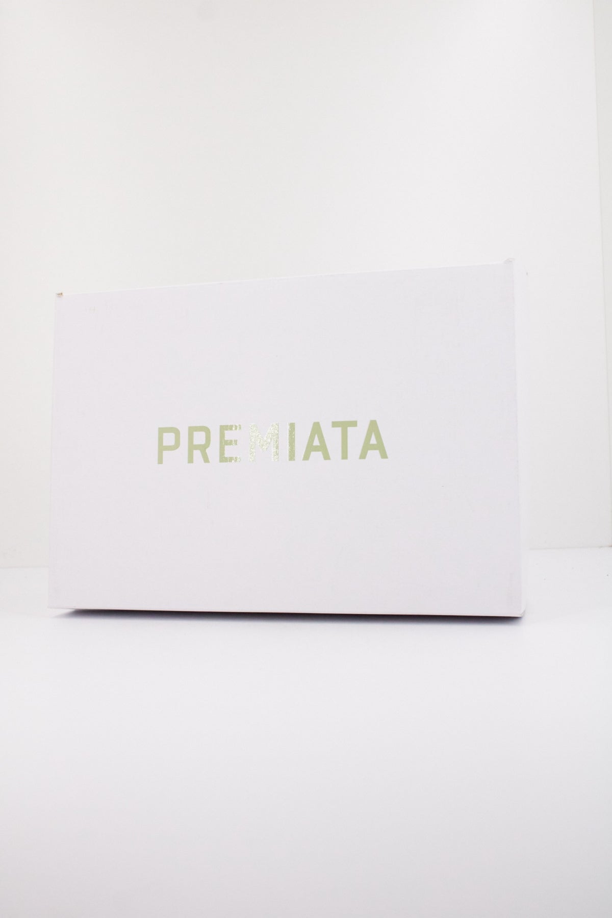 PREMIATA SHARKYD en color ROSA  (6)