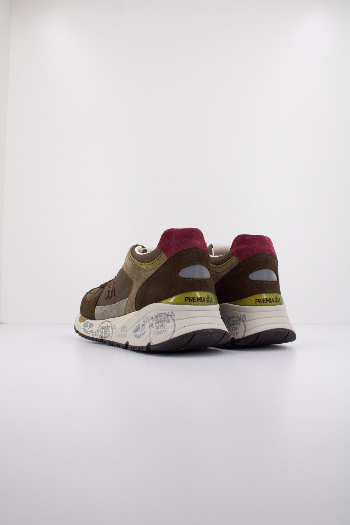 PREMIATA MASE en color VERDE (4)