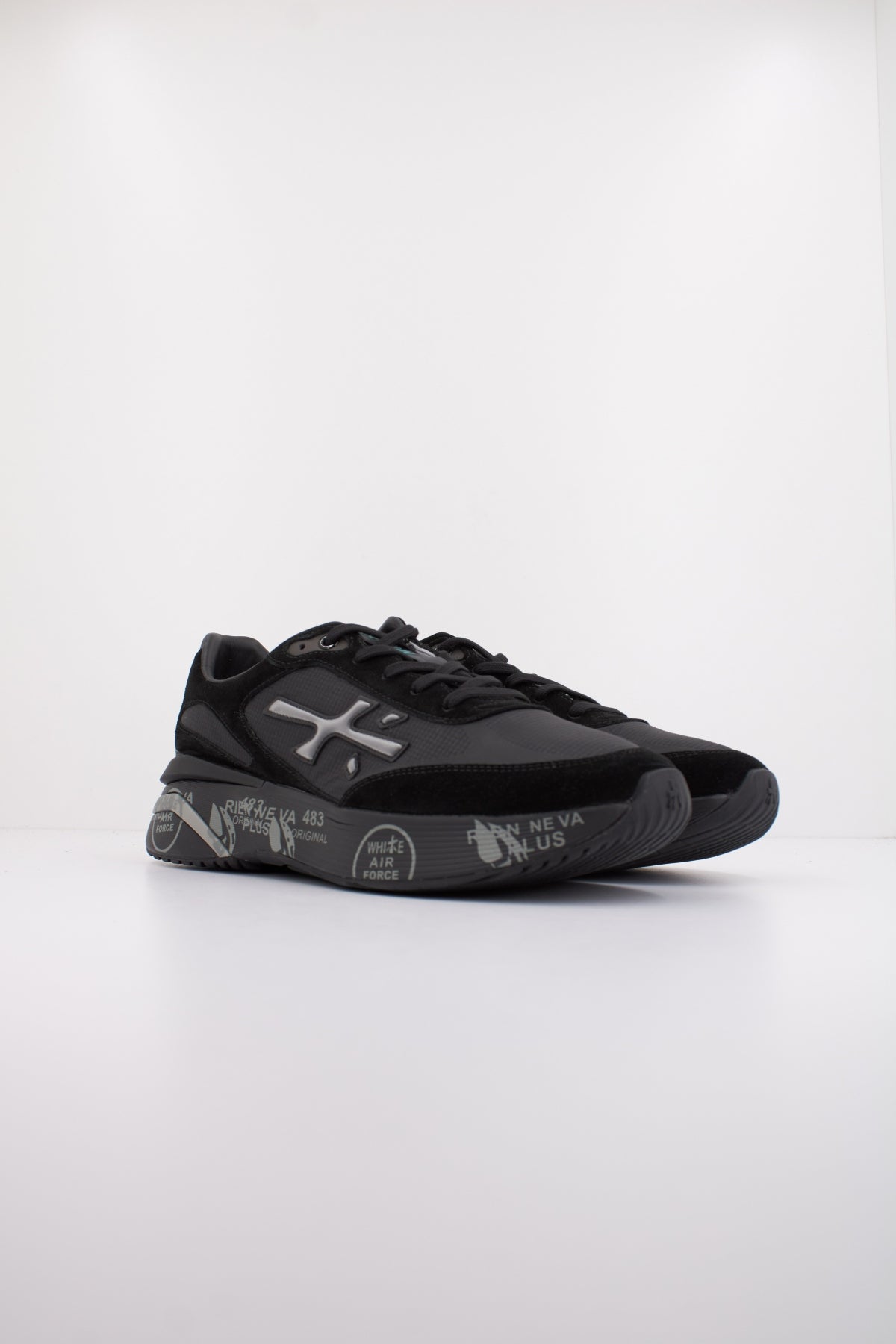 PREMIATA MOERUN en color NEGRO (2)
