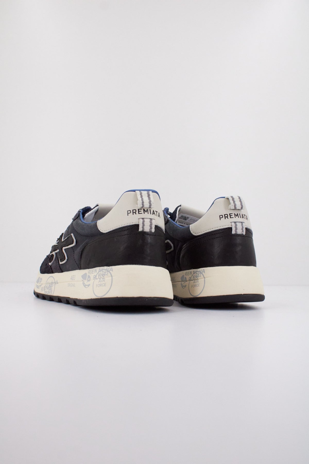 PREMIATA NOUS en color AZUL (4)