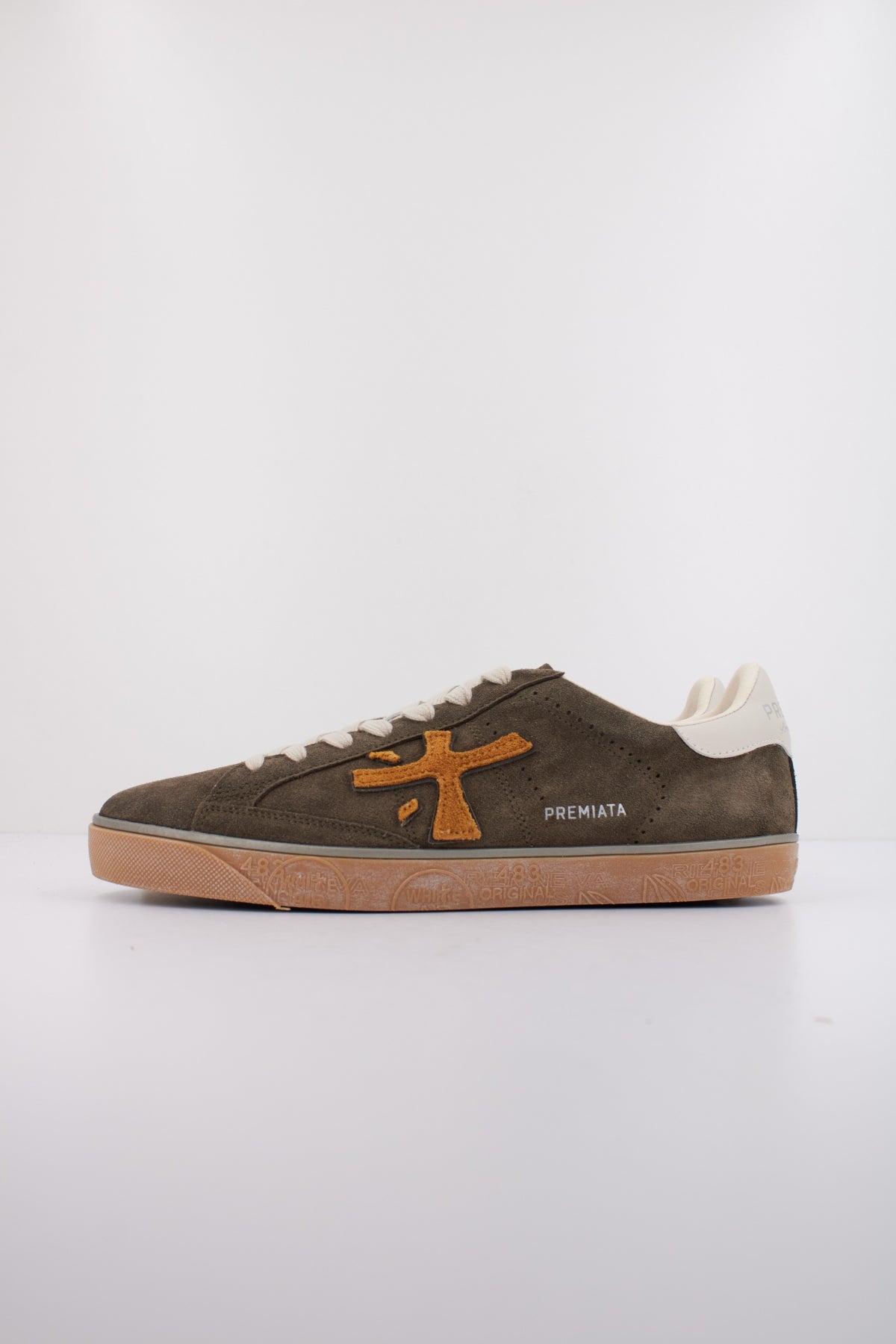 PREMIATA STEVEN en color VERDE (1)