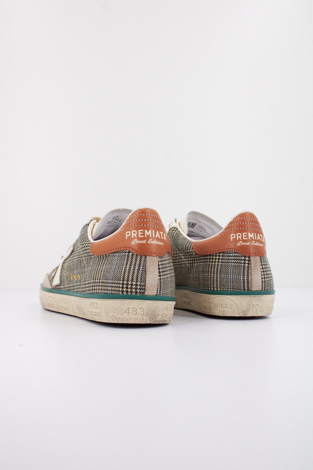 PREMIATA STEVEN en color MARRON (4)