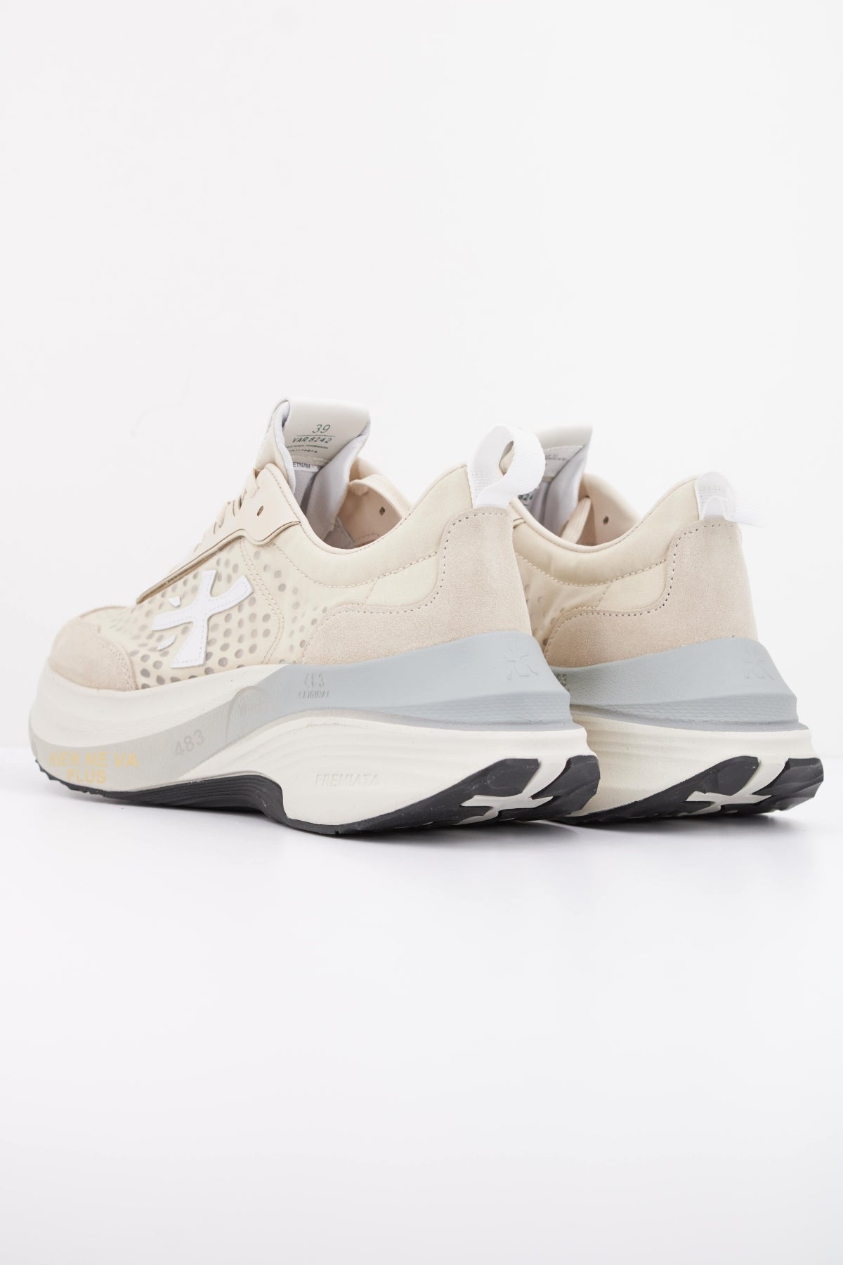 PREMIATA HILL en color BEIS (4)