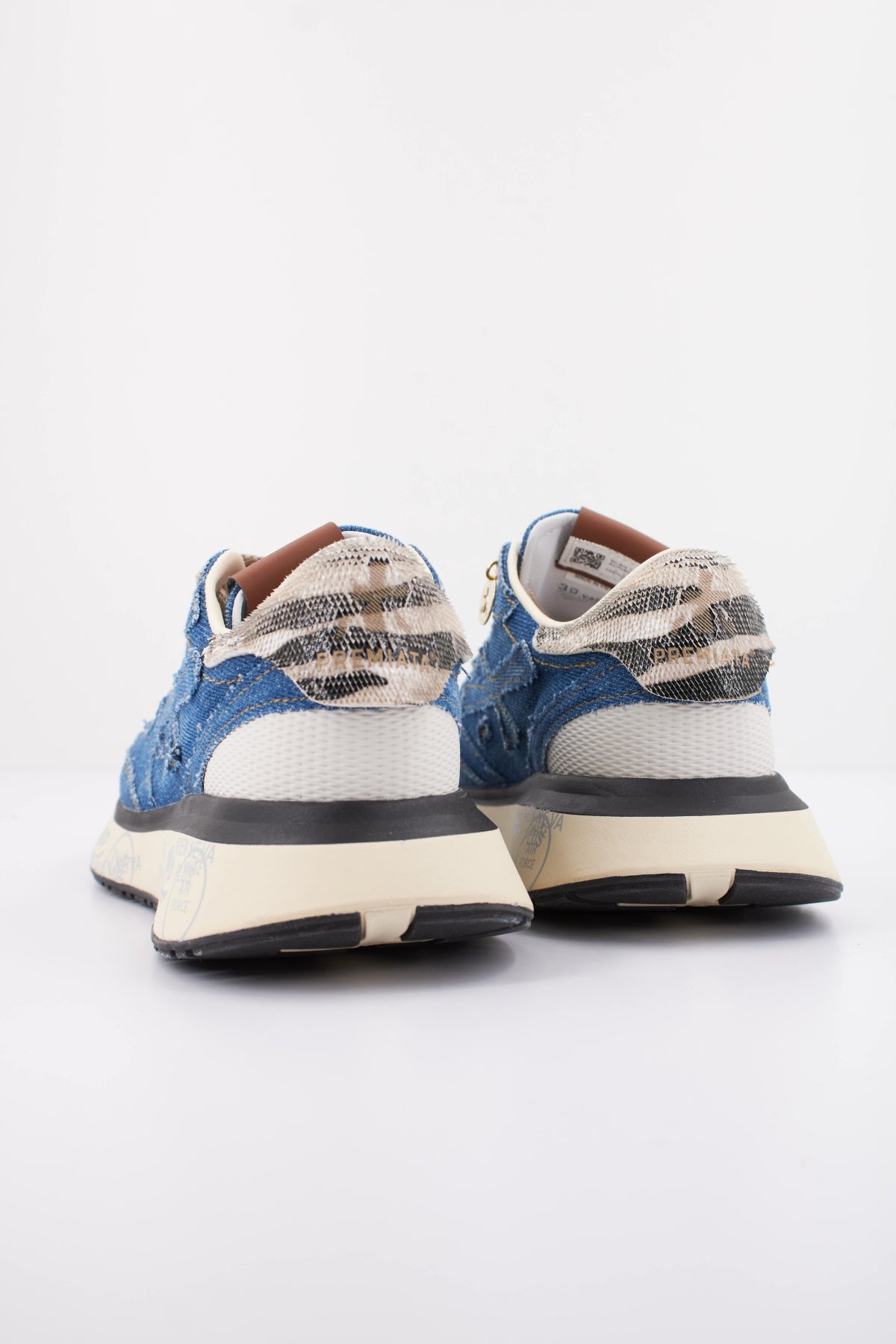 PREMIATA LAURYN en color AZUL (4)