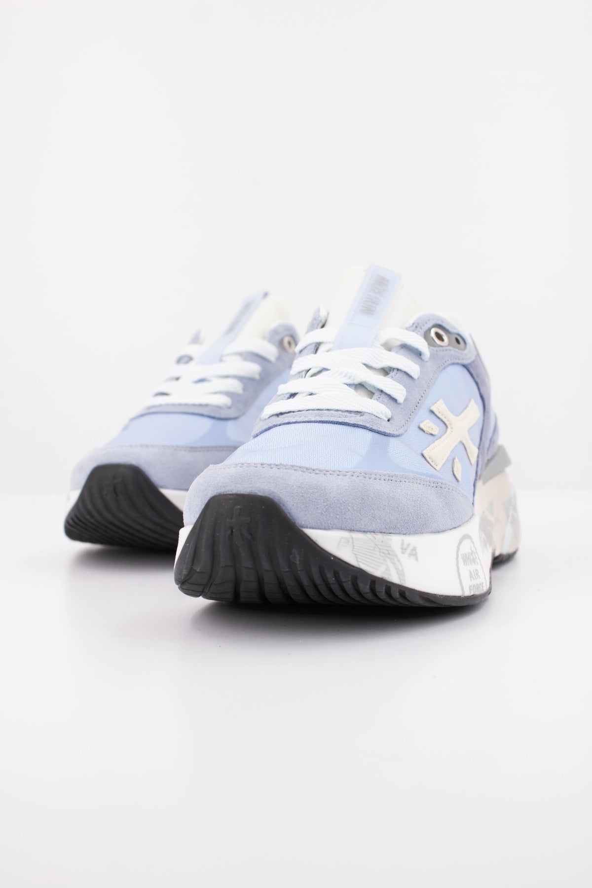 PREMIATA MOERUND en color AZUL (2)