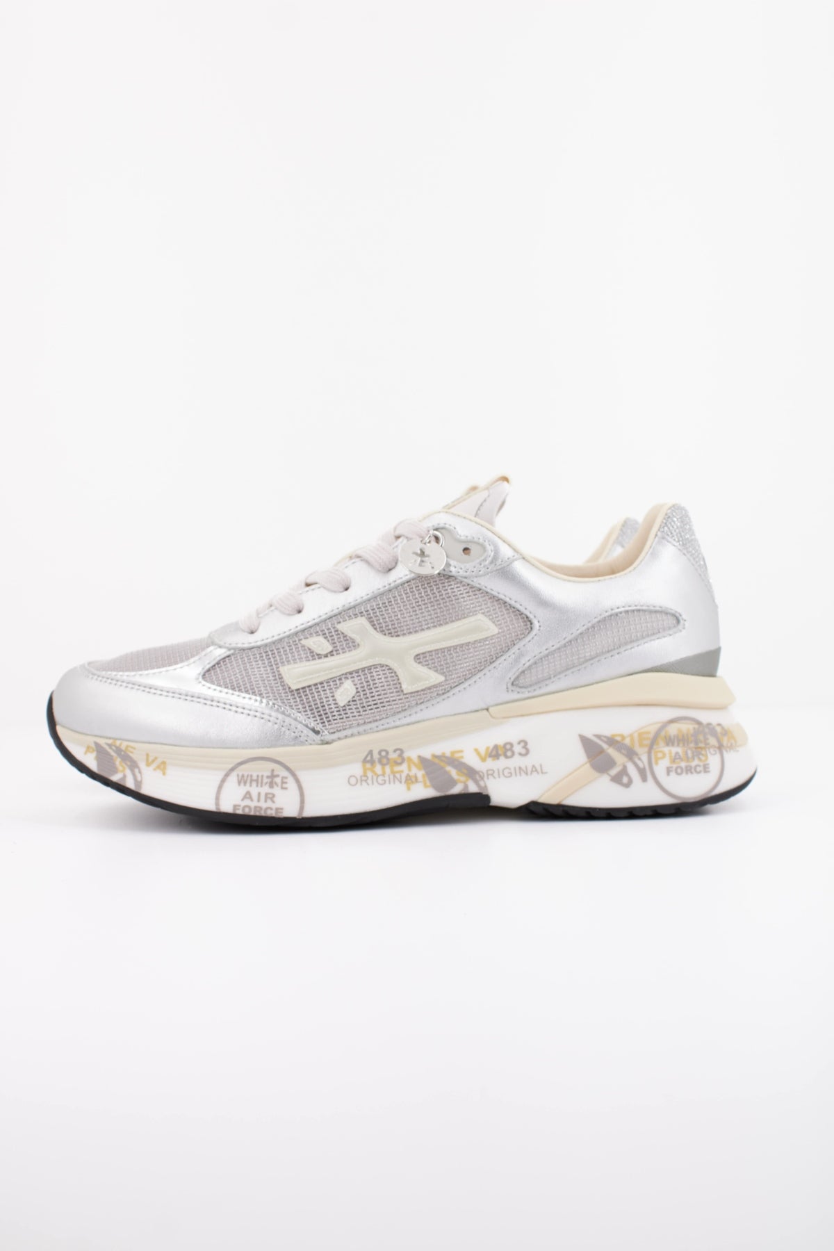 PREMIATA MOERUND en color GRIS (1)