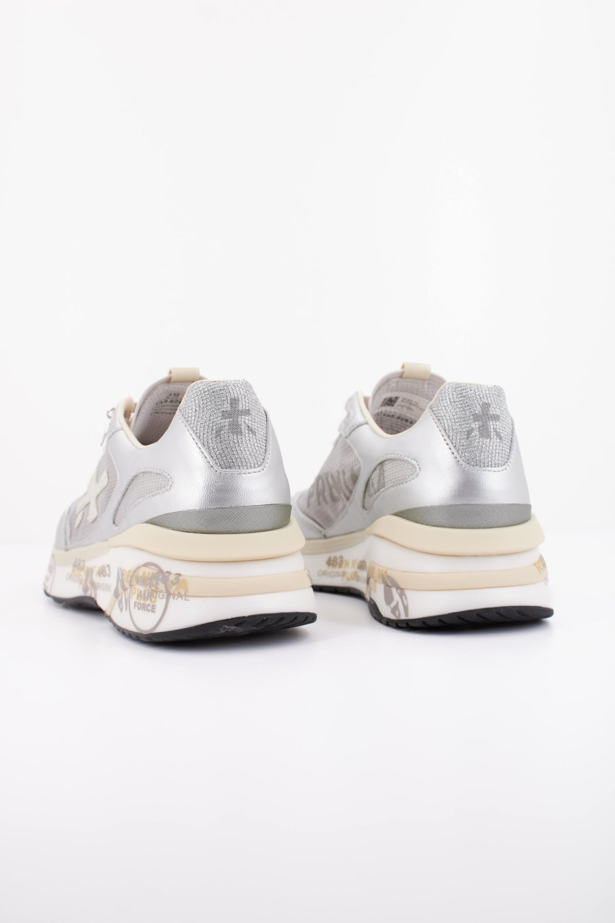 PREMIATA MOERUND en color GRIS (4)