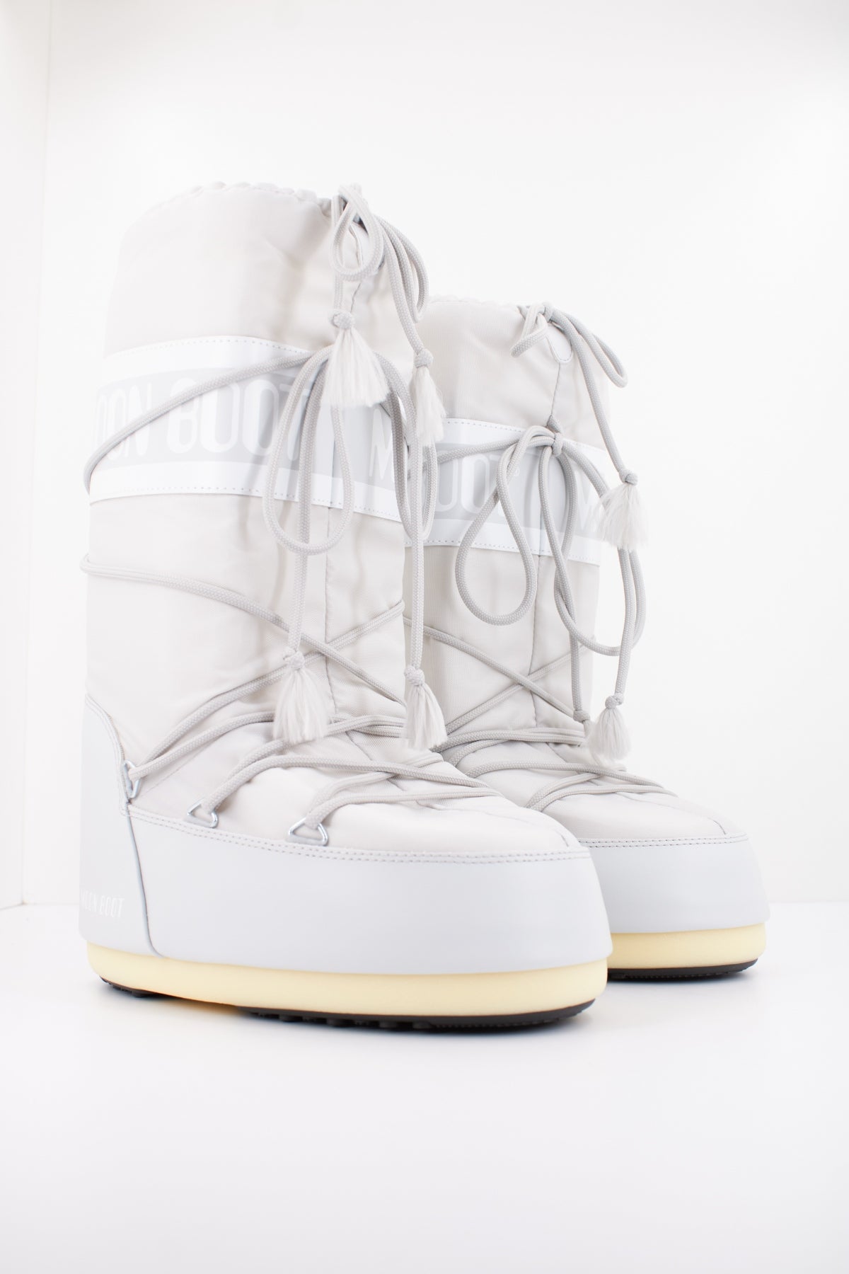 MOON BOOT ICON NYLON en color GRIS (2)