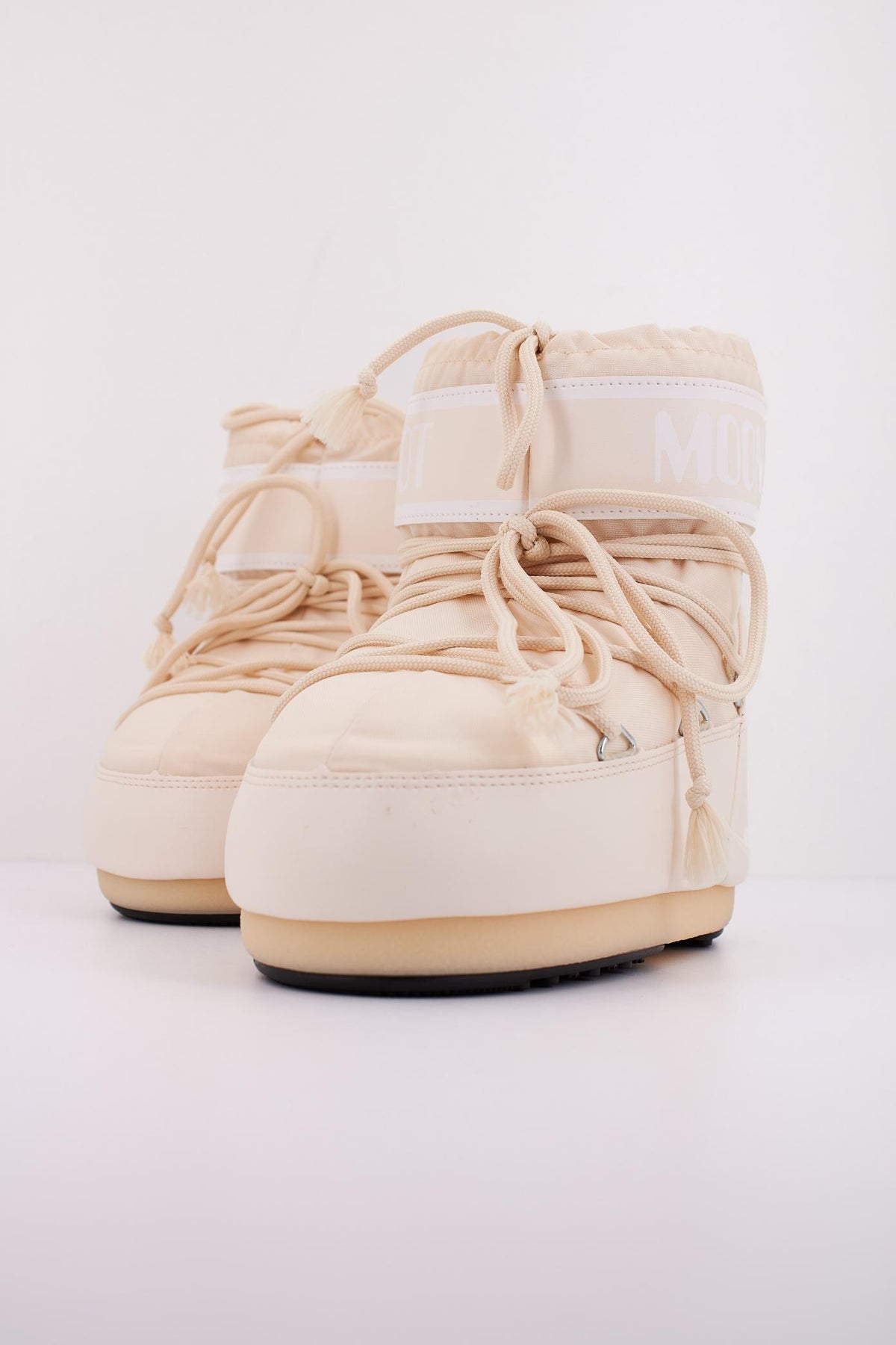 MOON BOOT ICON LOW NYLON en color BLANCO (2)