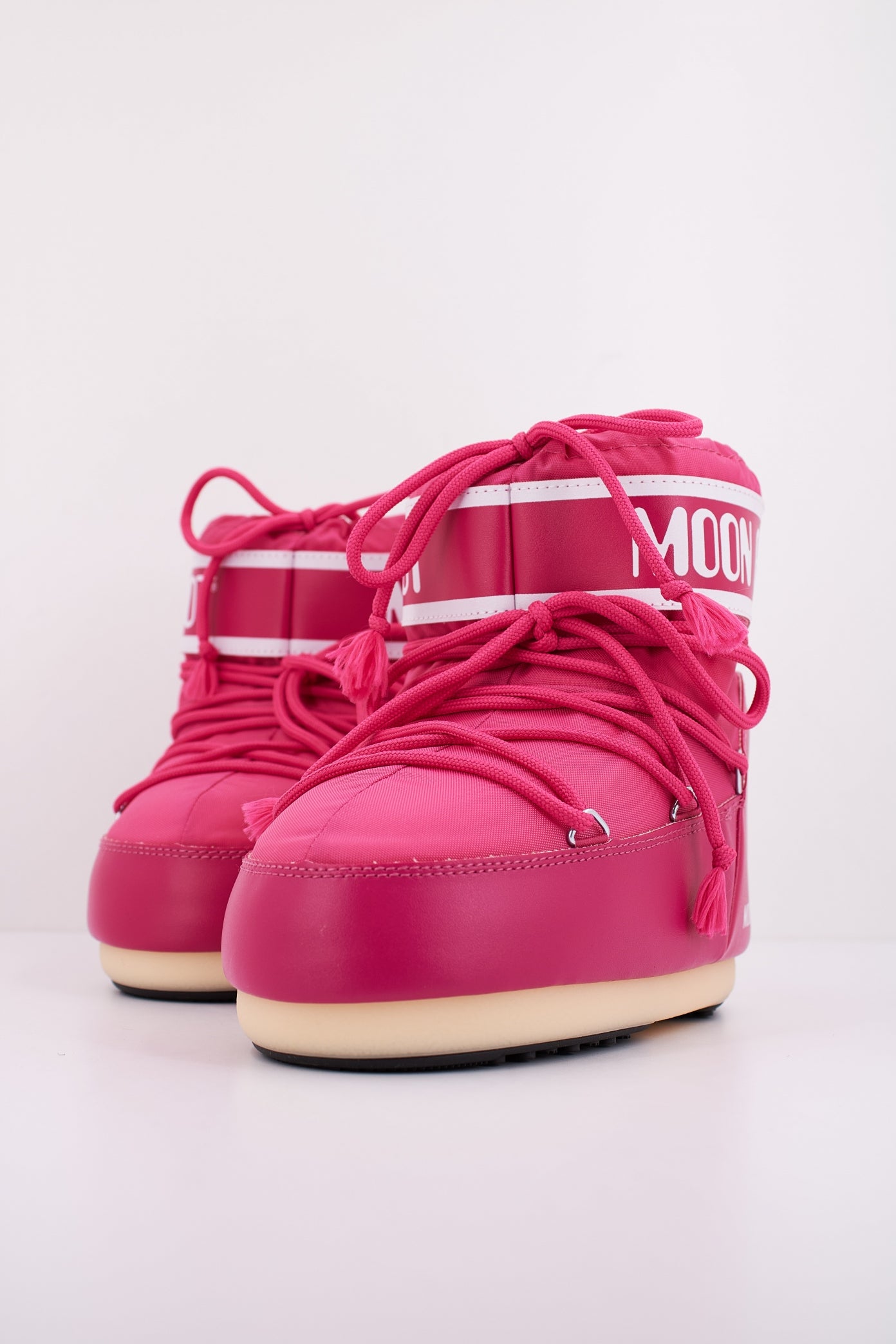 MOON BOOT MB ICON LOW NY en color ROSA (2)