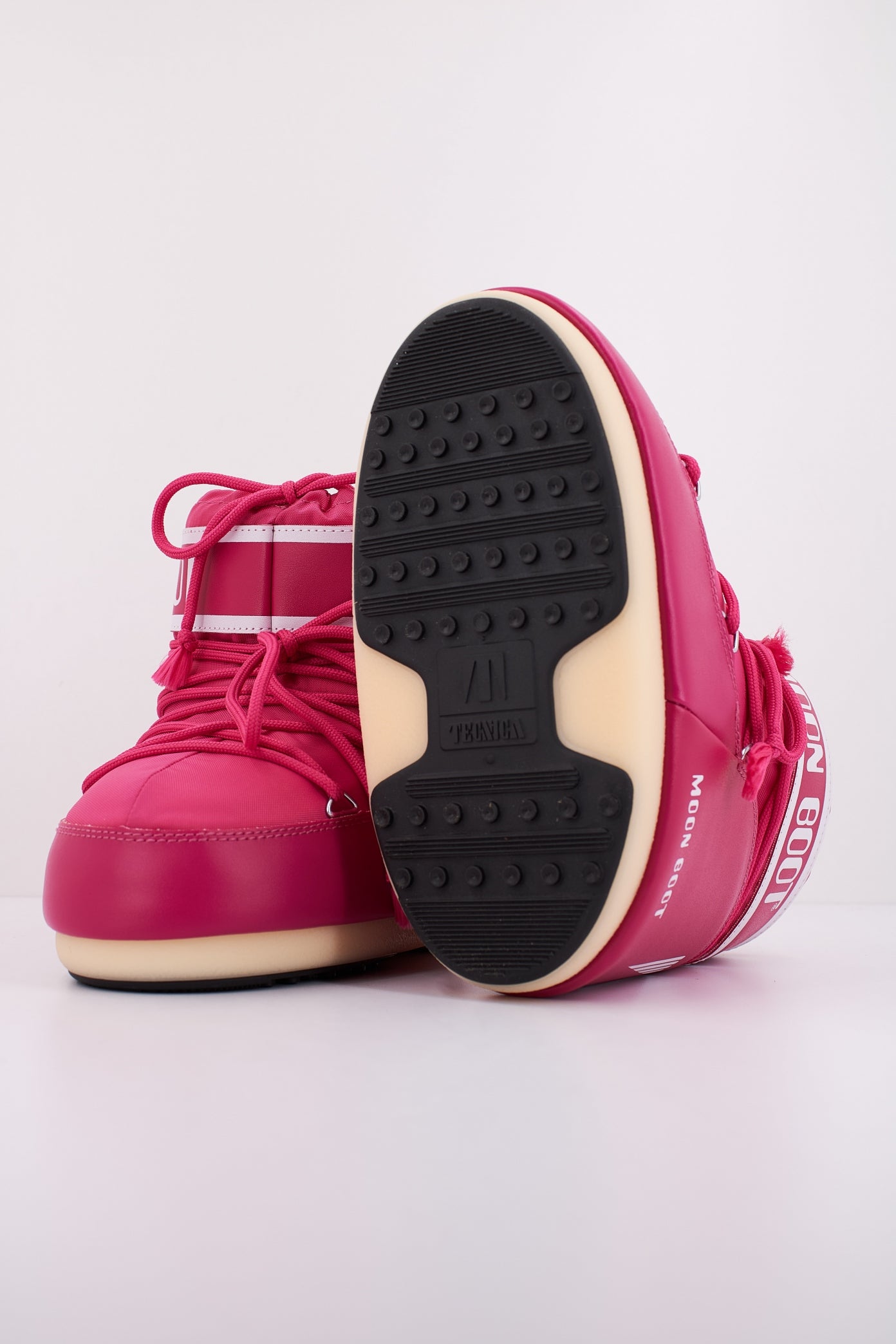 MOON BOOT MB ICON LOW NY en color ROSA (5)