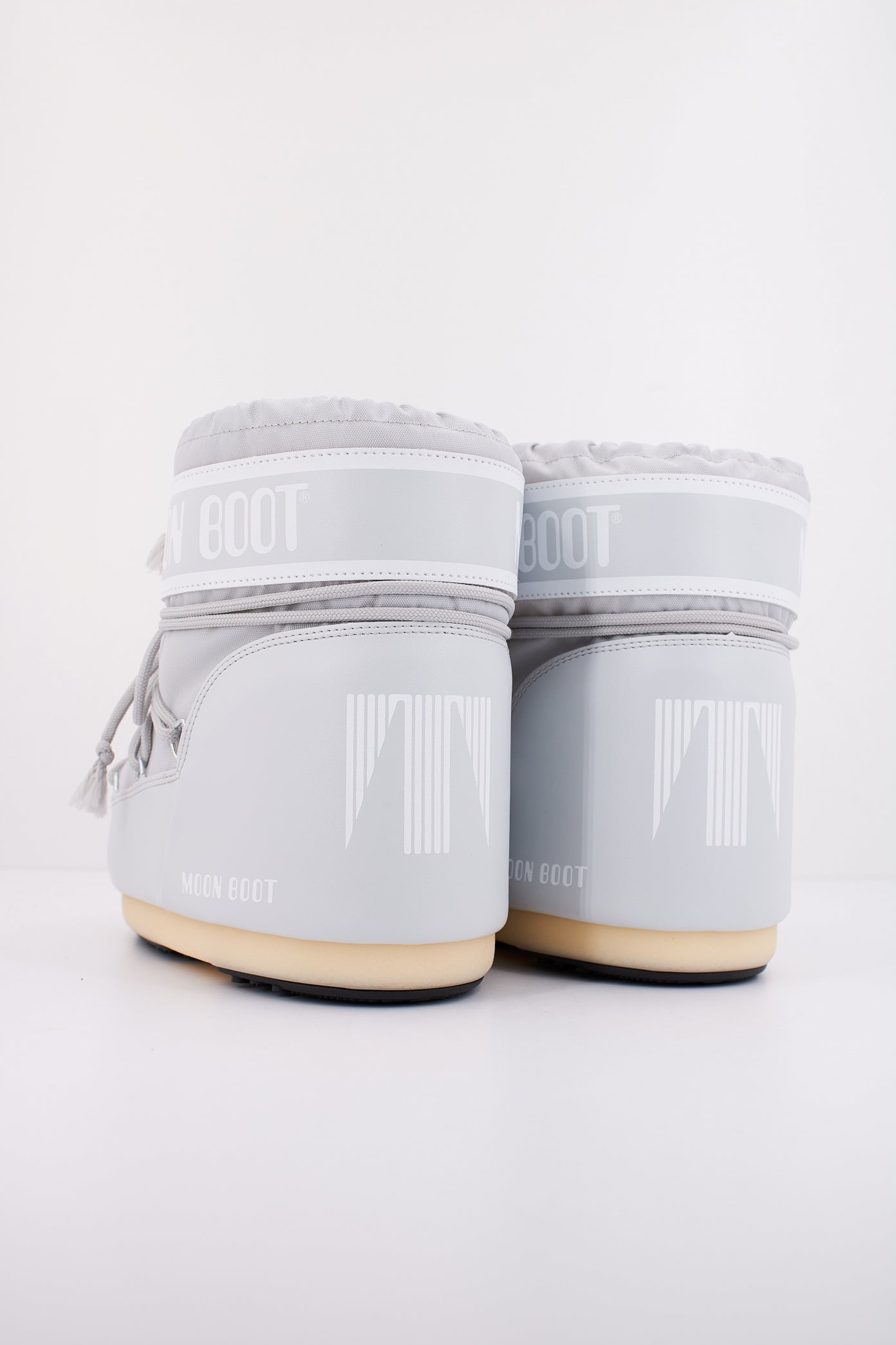 MOON BOOT MB ICON LOW NY en color GRIS (4)