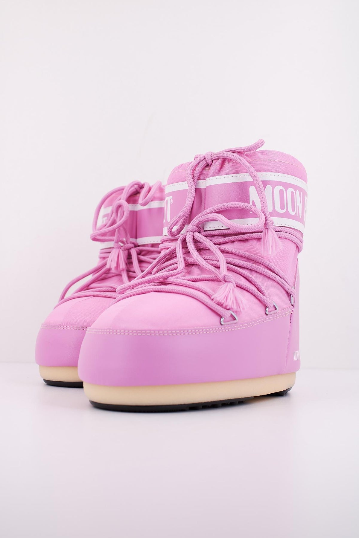 MOON BOOT ICON LOW NYLON en color ROSA (2)