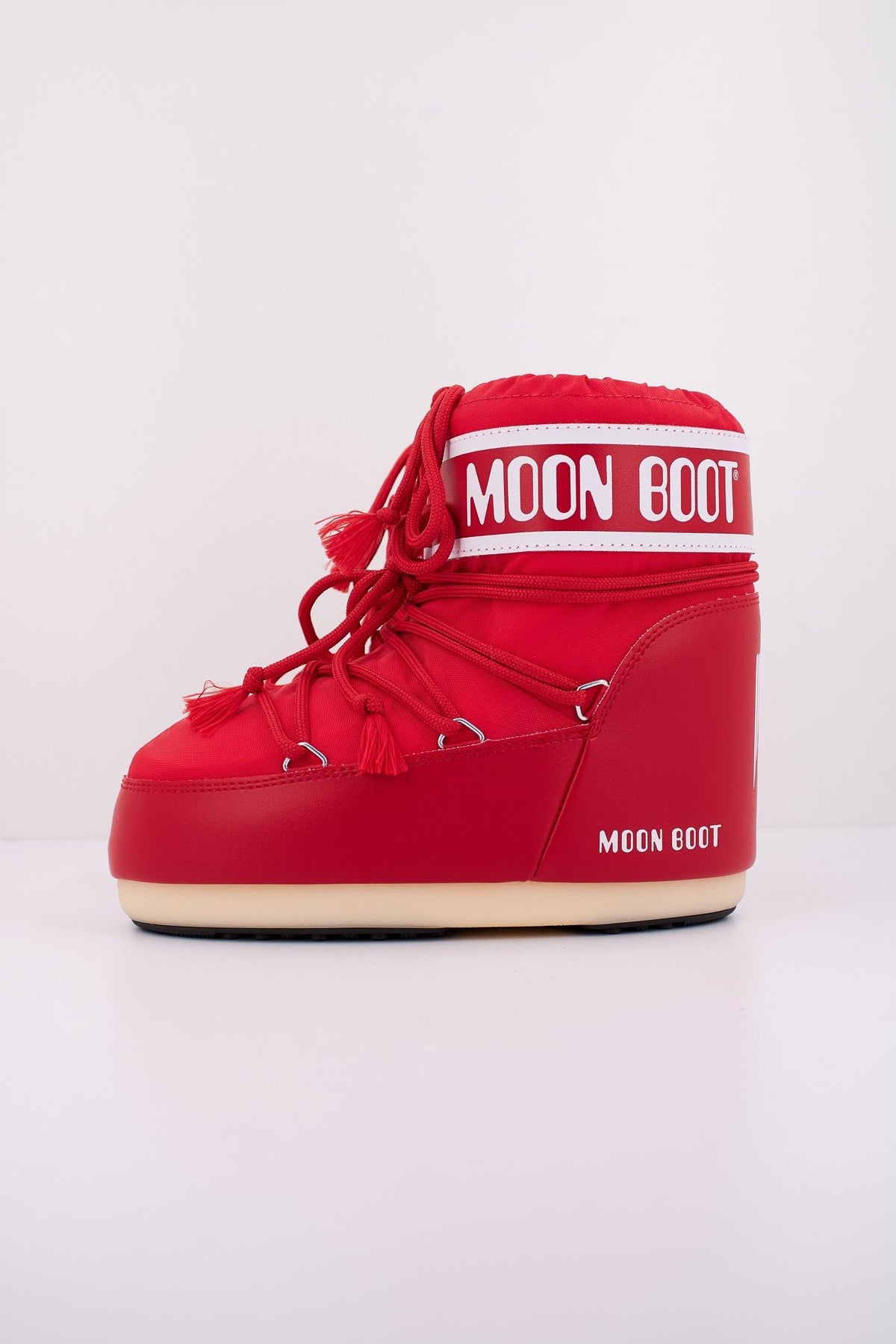 MOON BOOT ICON LOW NYLON en color ROJO (1)