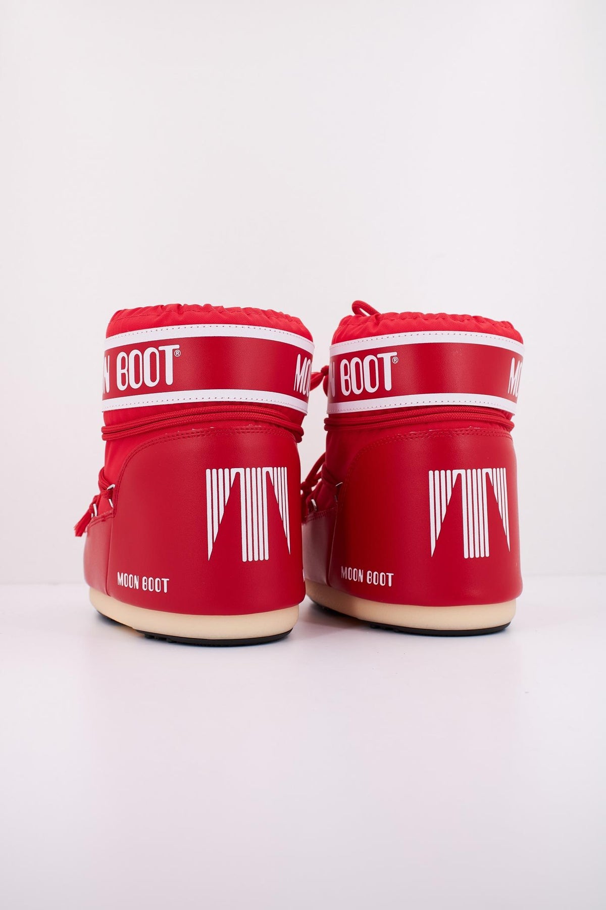 MOON BOOT ICON LOW NYLON en color ROJO (4)