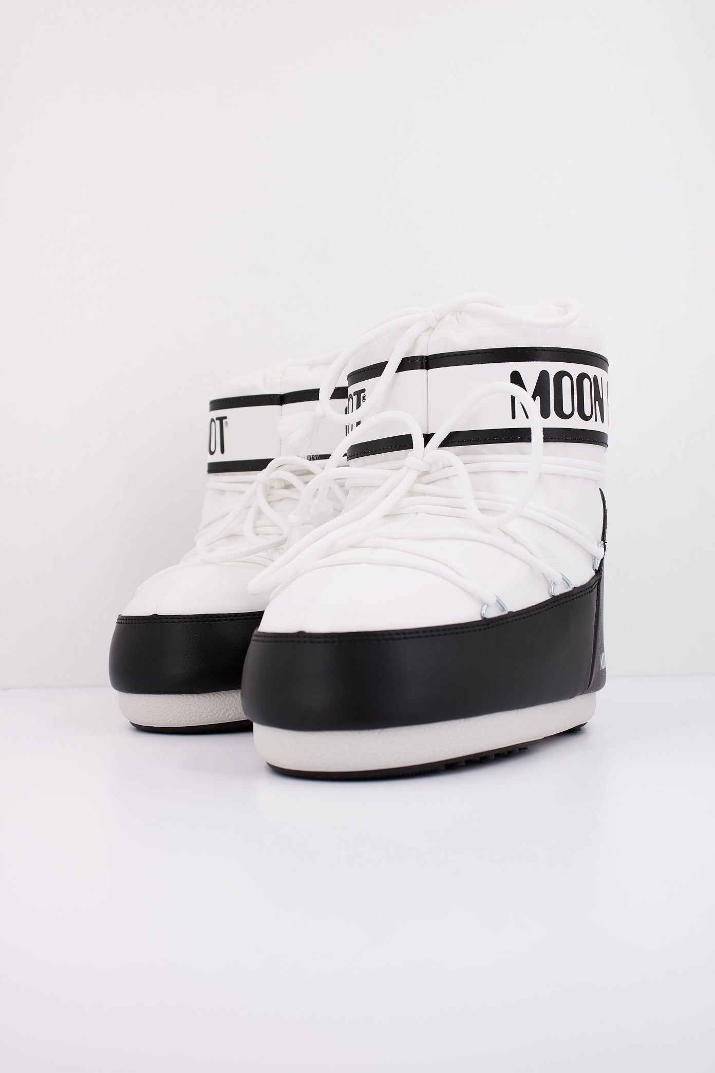 MOON BOOT MB ICON LOW NY en color BLANCO (2)