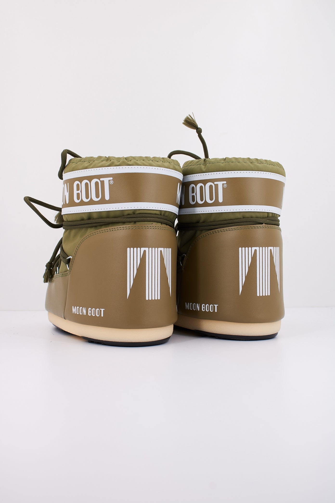 MOON BOOT MB ICON LOW NY en color VERDE (4)