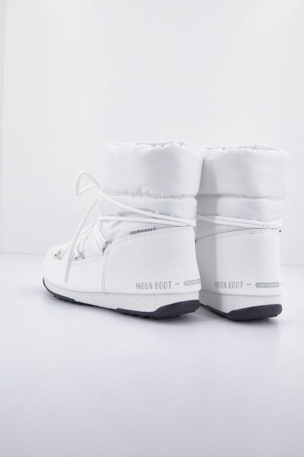MOON BOOT LOW NYLON WP en color BLANCO (2)