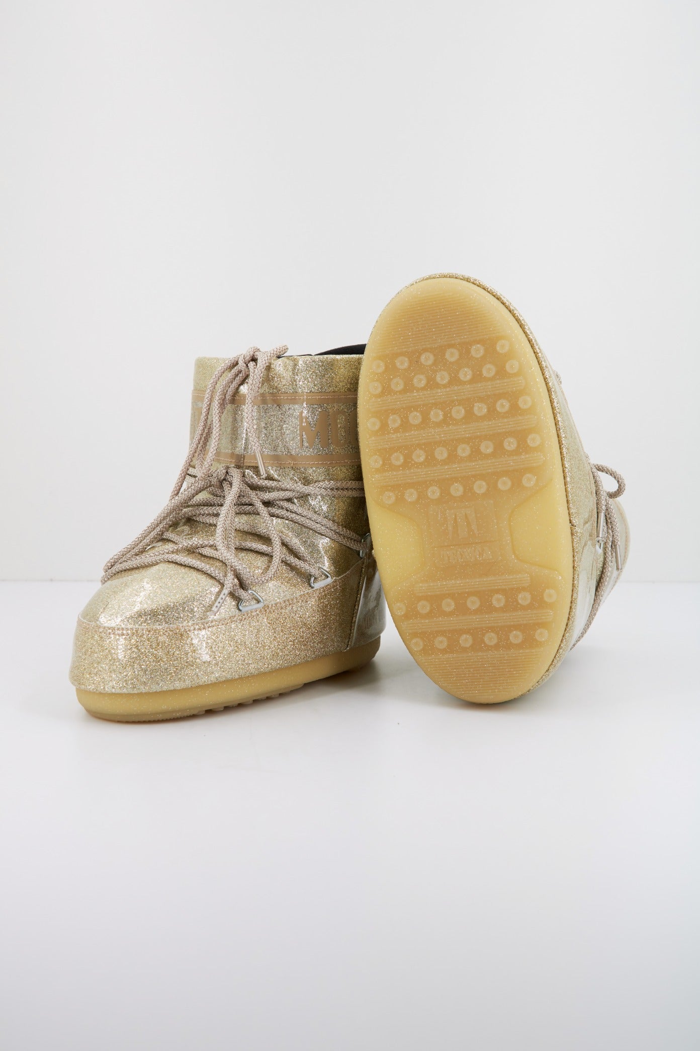 MOON BOOT MB ICON LOW GLITTER en color ORO (4)