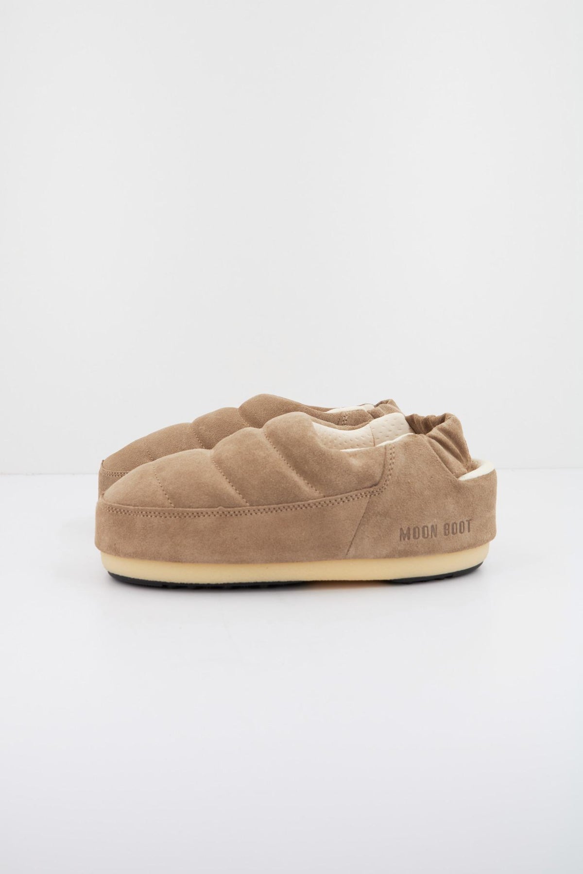 MOON BOOT SANDAL BAND SUEDE en color BEIS (1)