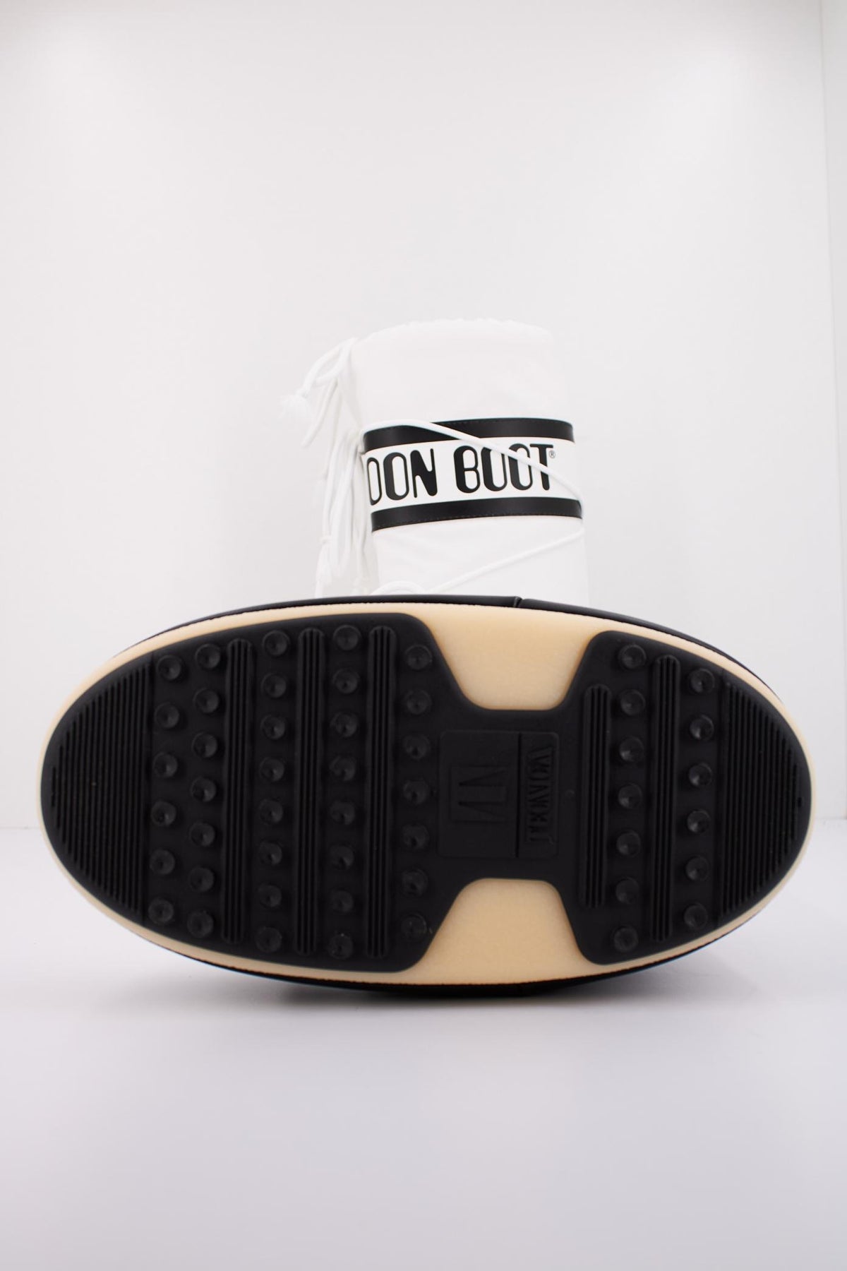 MOON BOOT ICON NYLON en color BLANCO (5)