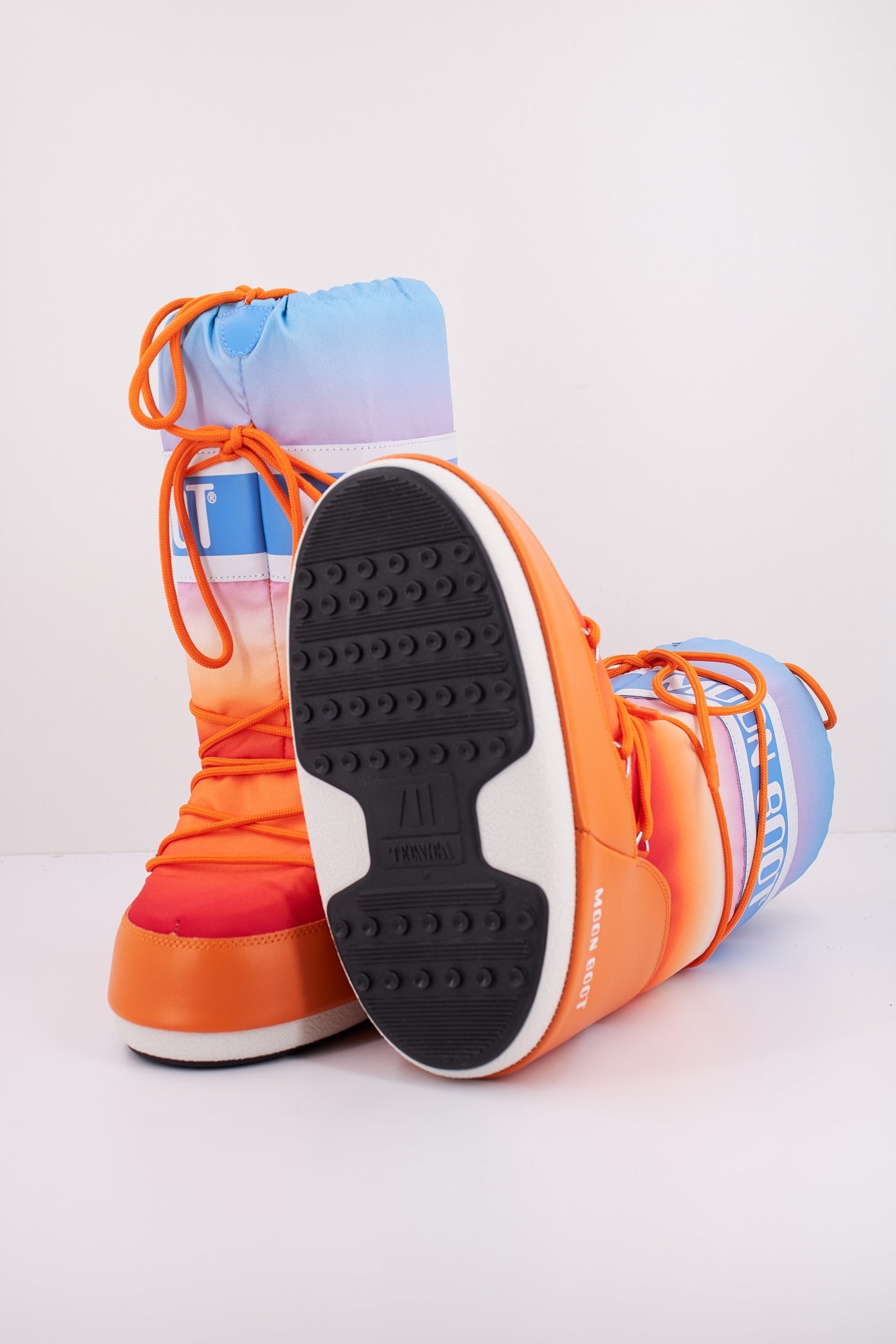 MOON BOOT MB ICON SUNRISE en color NARANJA (5)