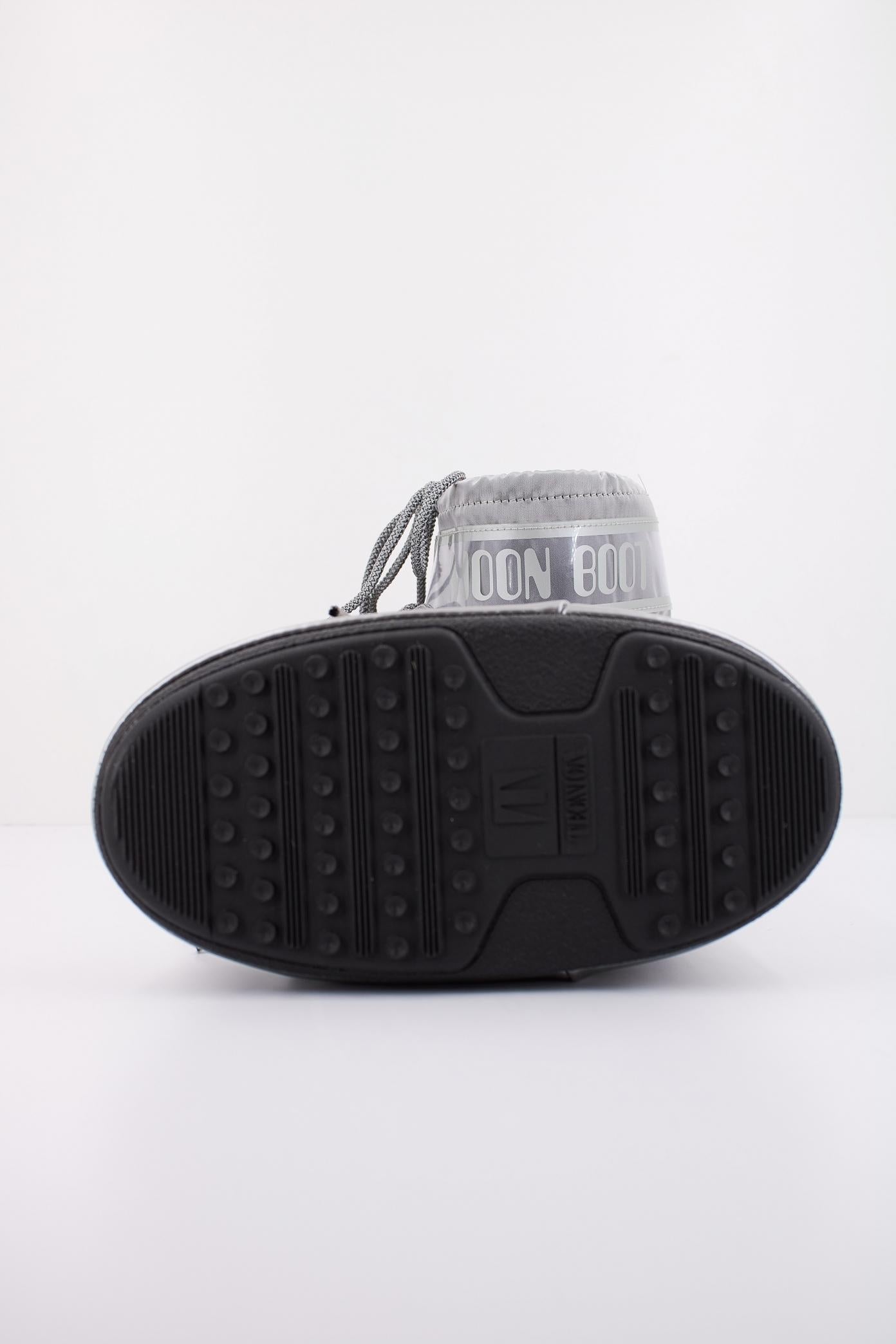 MOON BOOT MB ICON LOW GLAN en color PLATA (5)