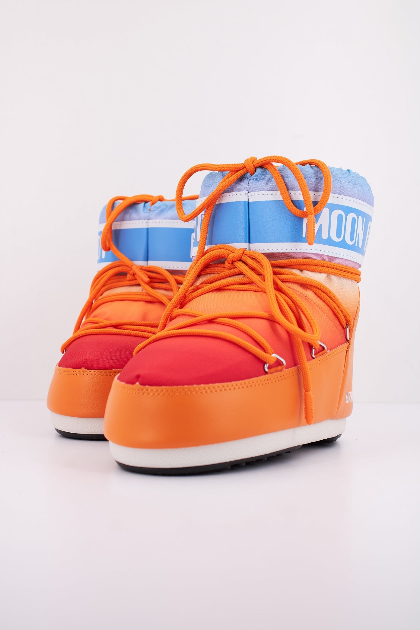 MOON BOOT MB ICON LOW SUNRI en color NARANJA (2)