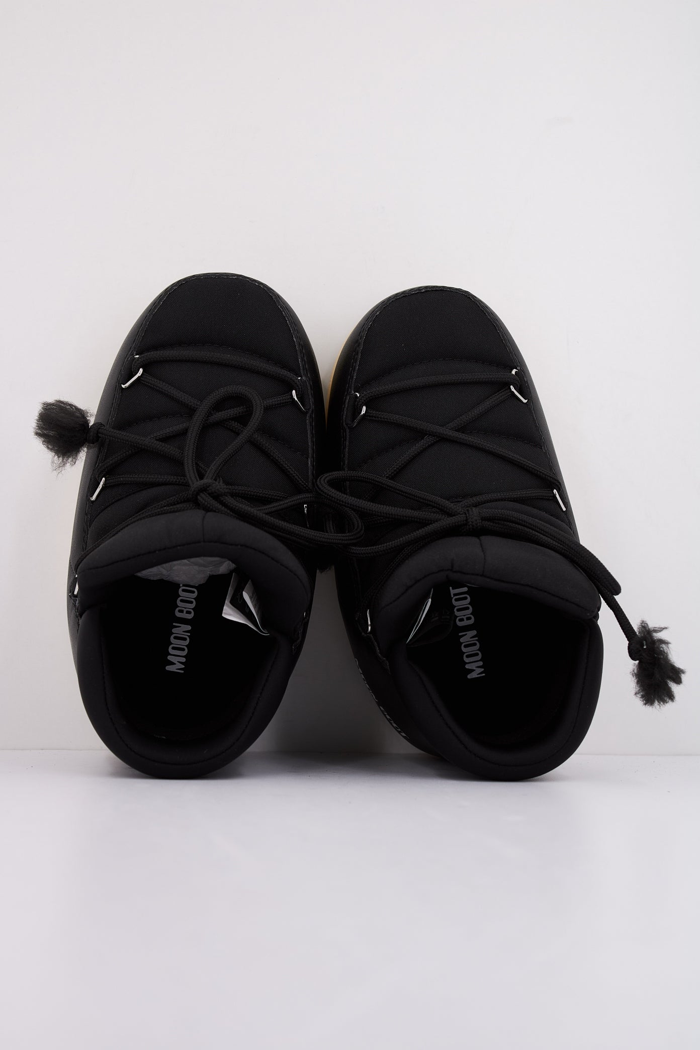 MOON BOOT MB EVX PUMPS en color NEGRO  (3)