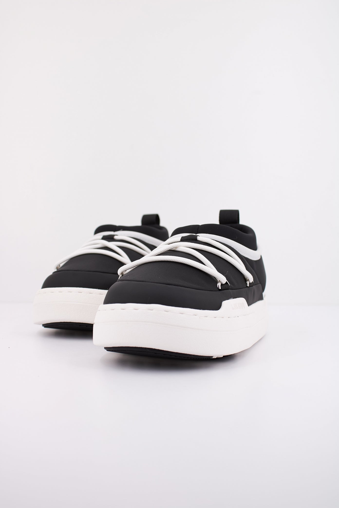MOON BOOT MB PARK ICON en color NEGRO (2)