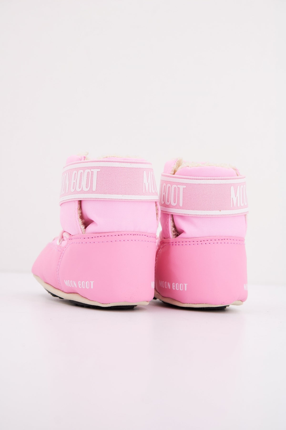 MOON BOOT MB CRIB NYLON en color ROSA (4)