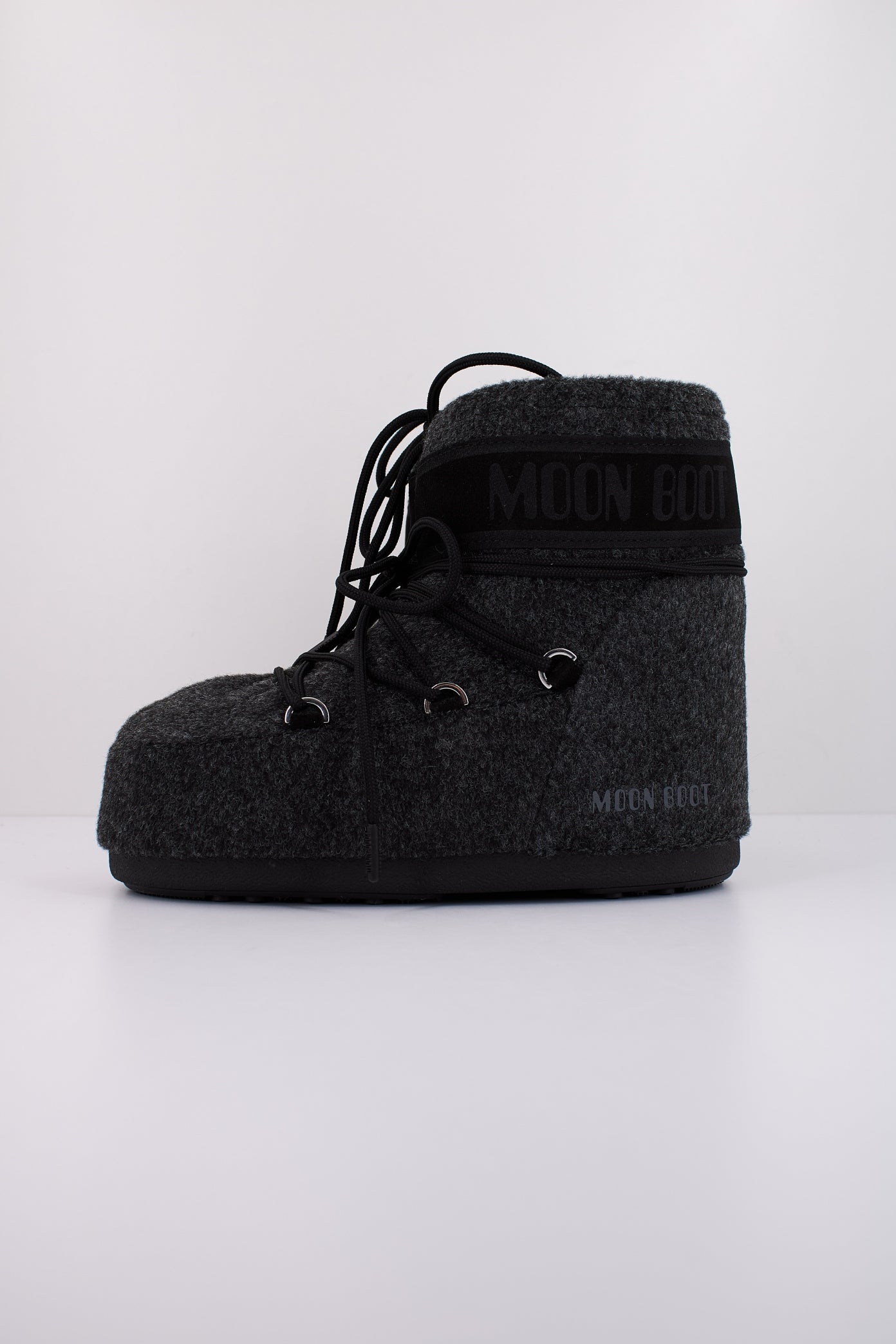 MOON BOOT MB ICON LOW FELT en color NEGRO (1)