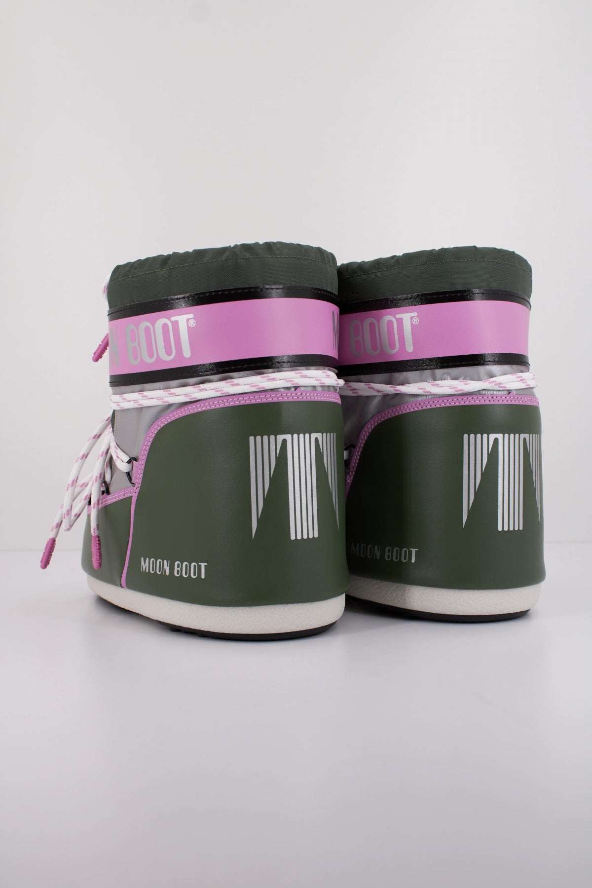 MOON BOOT H MB ICON LOW SPACE RACI en color VERDE (3)