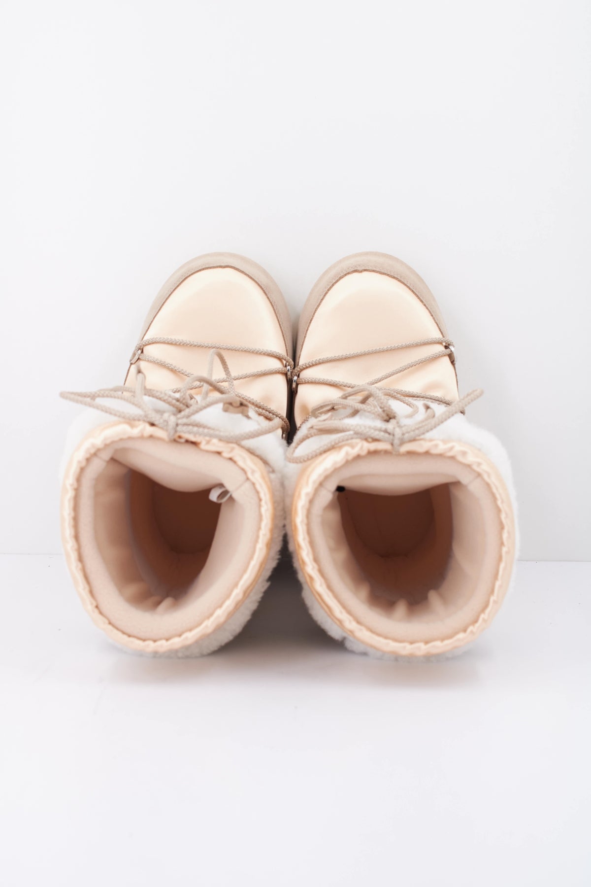 MOON BOOT ICON PEARLY PLUS en color NUDE (3)