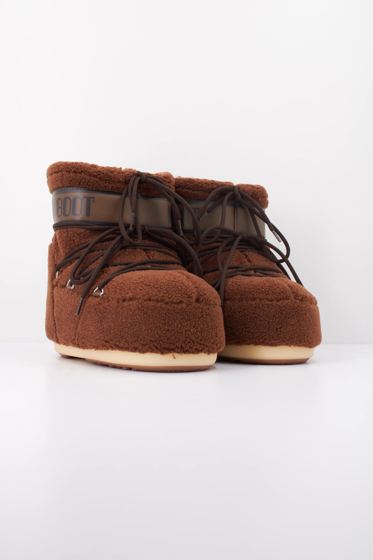 MOON BOOT ICON LOW FLEECE en color MARRON (2)
