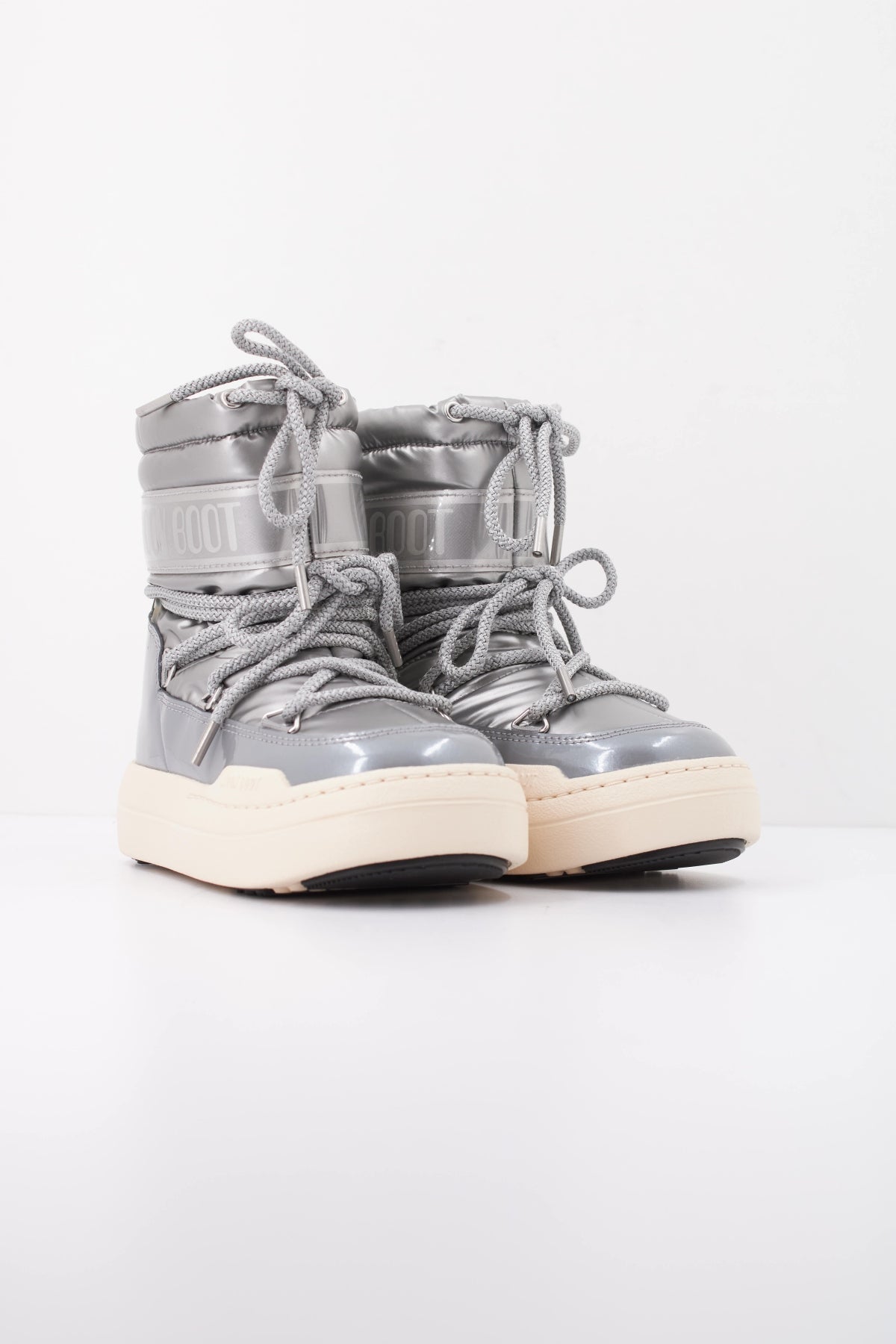 MOON BOOT JR PARK BOOT en color PLATA (2)