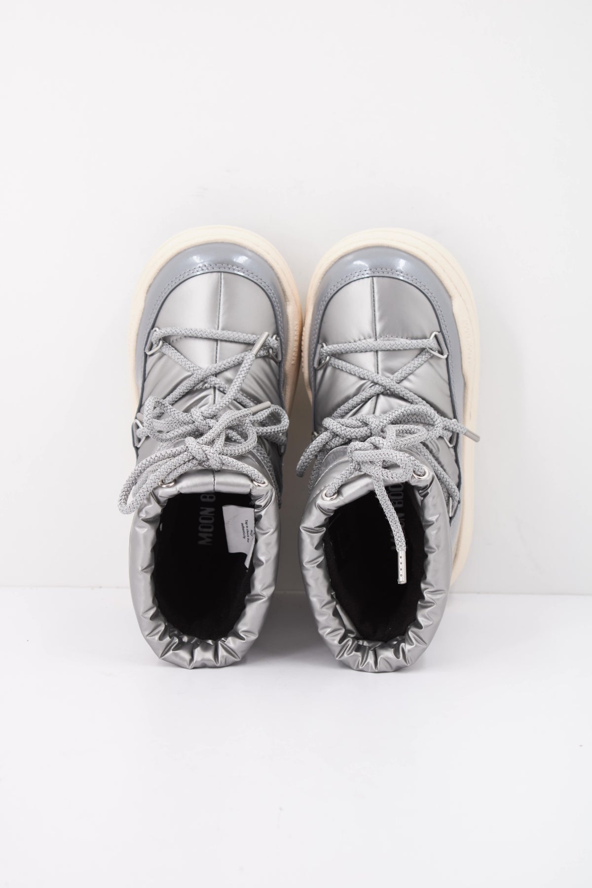 MOON BOOT JR PARK BOOT en color PLATA (3)