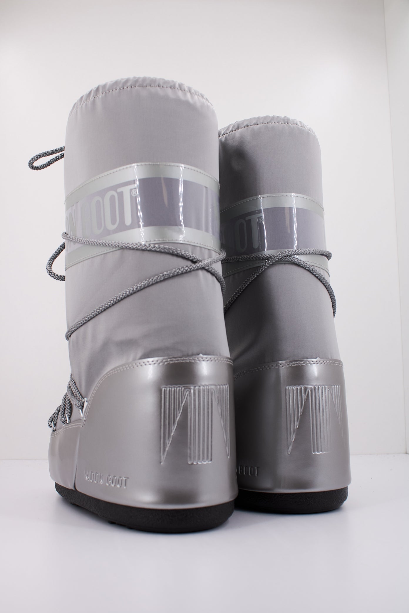 MOON BOOT ICON GLANCE en color PLATA (4)