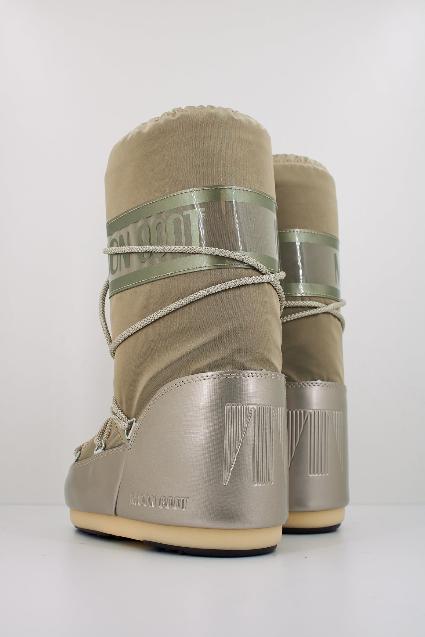 MOON BOOT GLANCE en color GRIS (4)