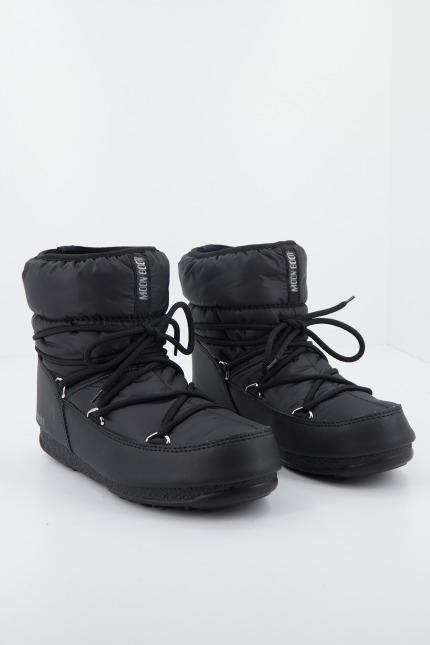 MOON BOOT LOW NYLON WP en color NEGRO (3)