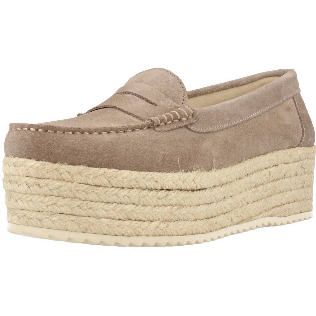 BOSSI B en color MARRON CLARO (1)