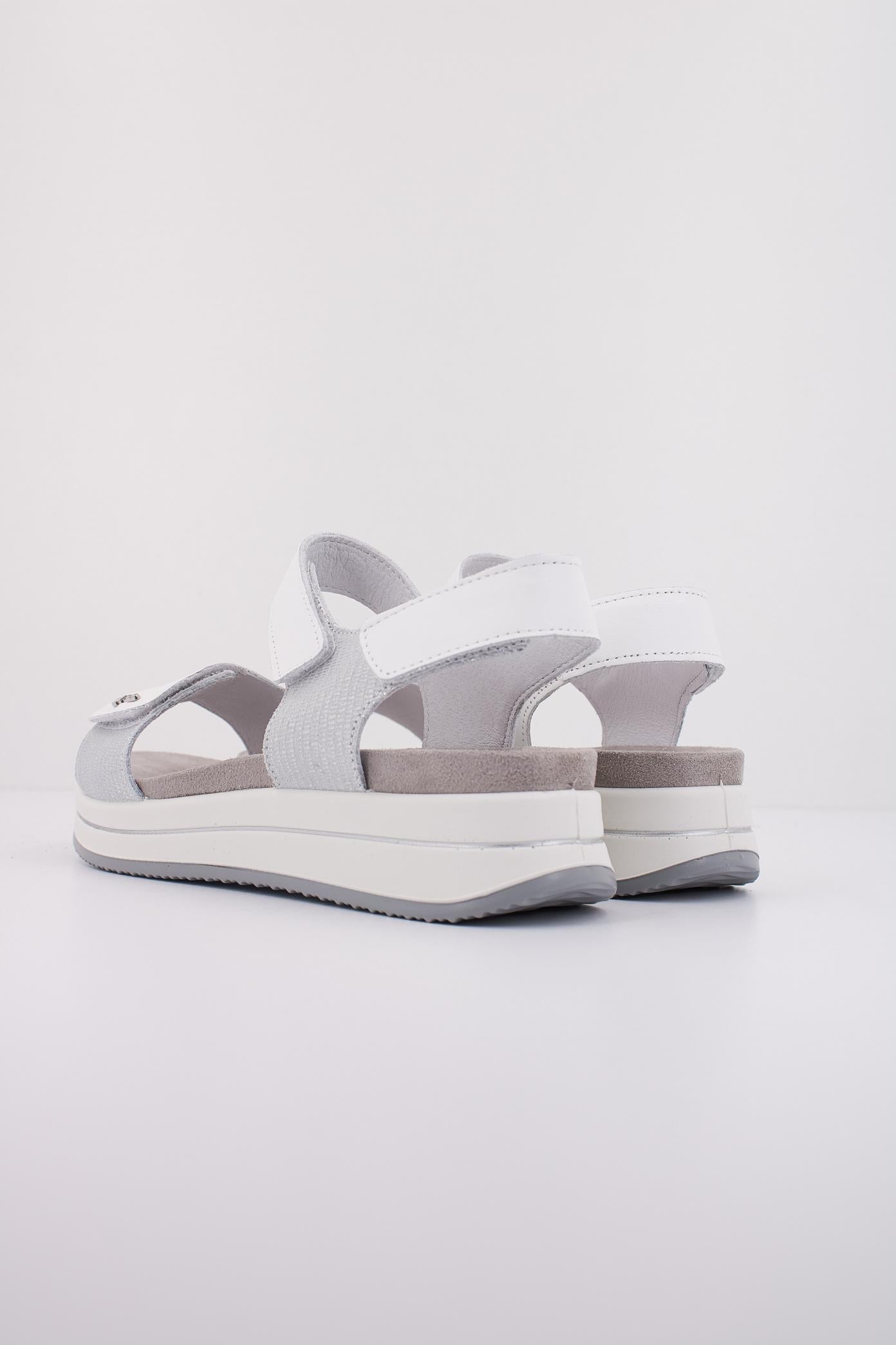 IGI&CO IG en color BLANCO (4)