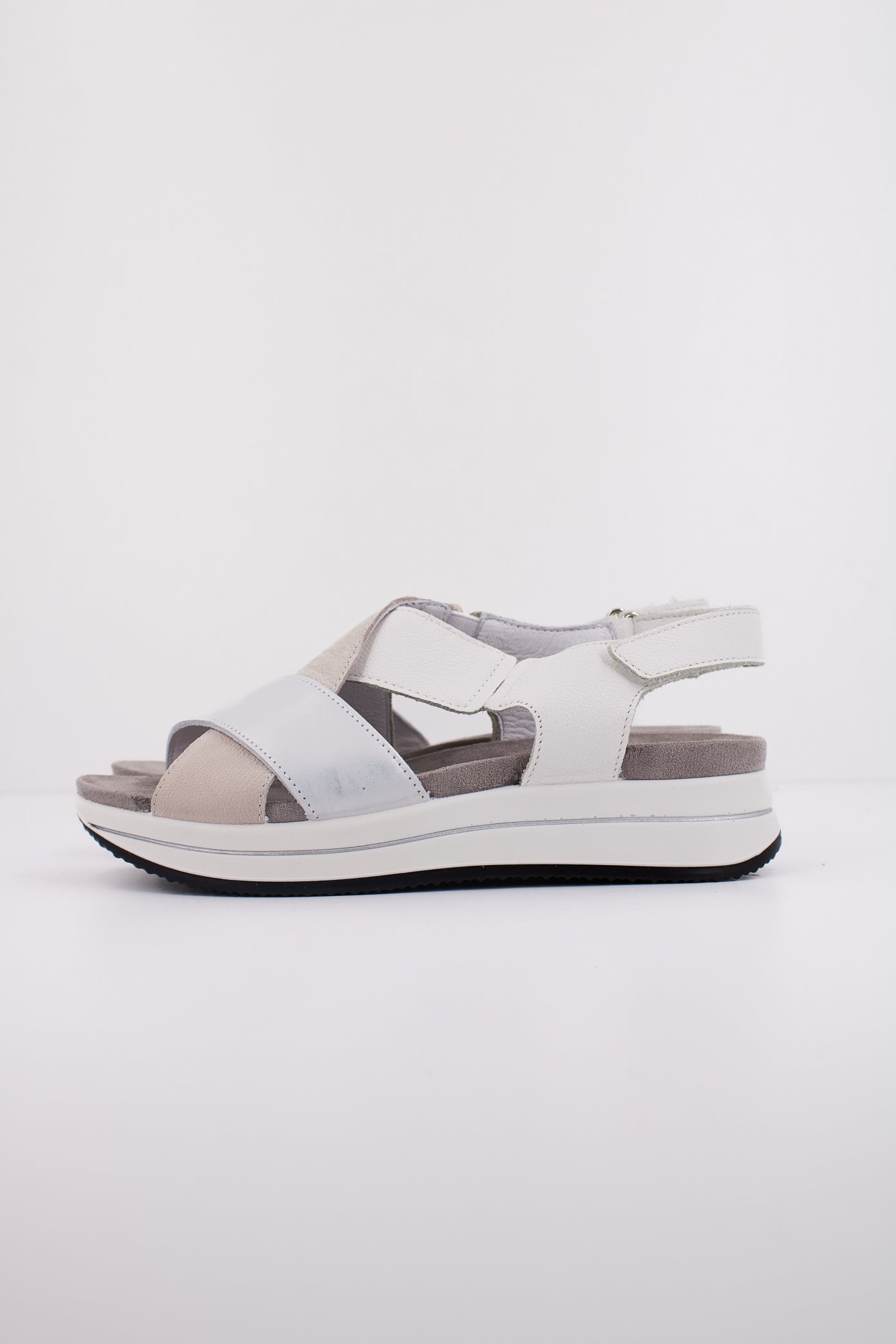 IGI&CO IG en color BLANCO (1)