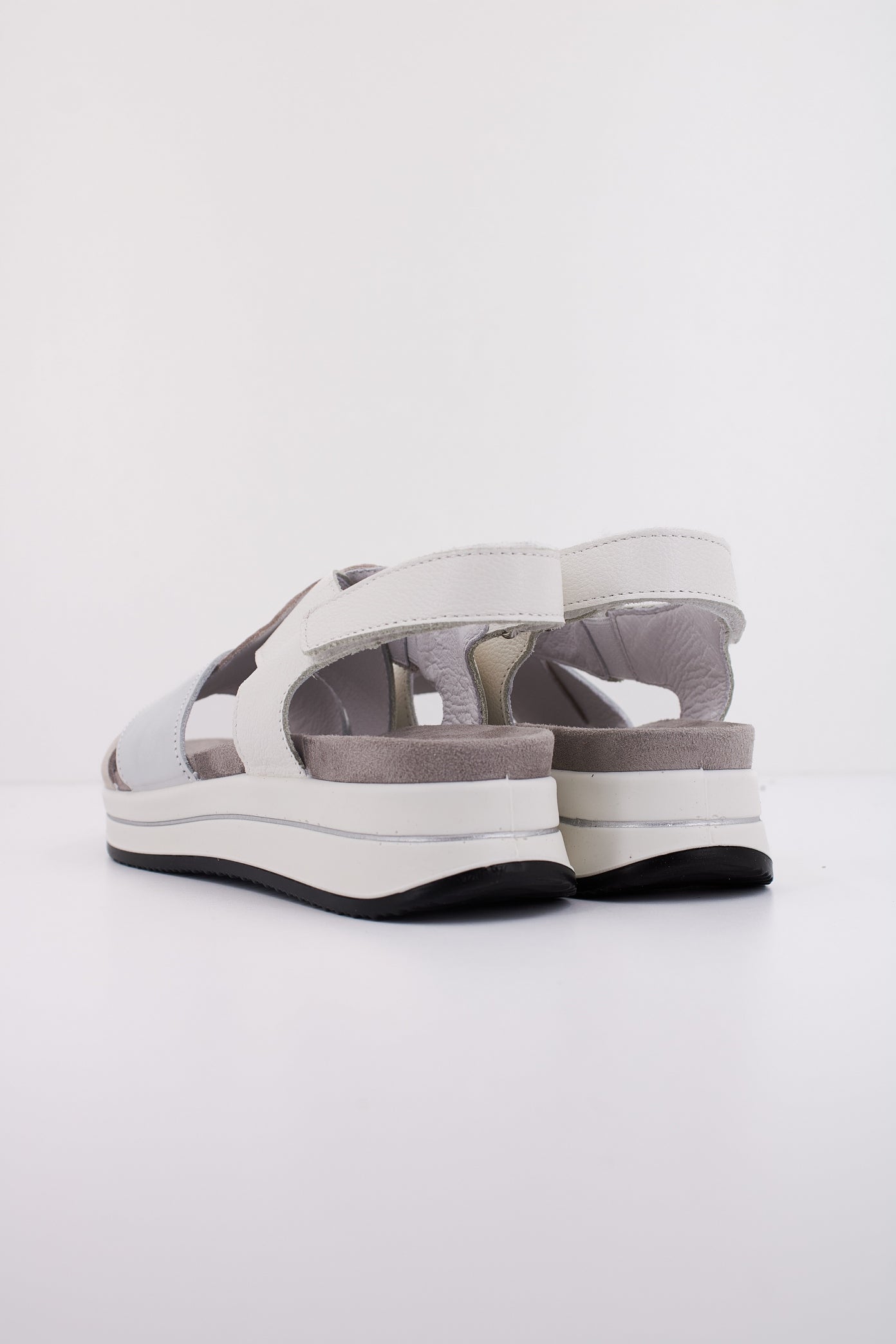 IGI&CO IG en color BLANCO (4)